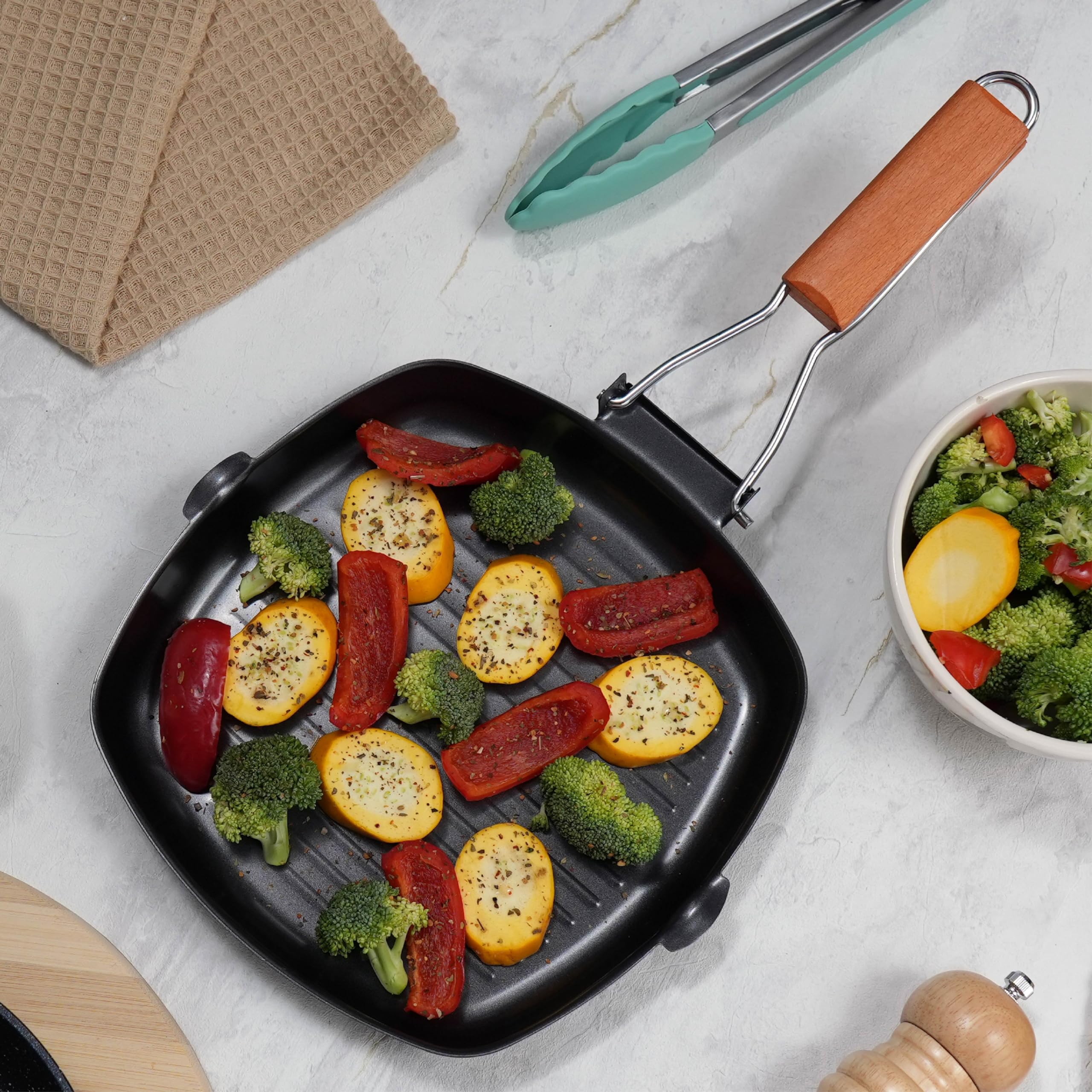 10Club Non Stick Grill Pan | 26 cm | Foldable Wood Handle | 1.5 litres | Pure Grade Aluminium | Pan for Omletes, Grilled Kebabs and Sauteed Vegetables | Used for Tawa Fry, Fish Fry, Tandoori (B0CTQVQ8XM) Amazon Price History, Amazon Price Tracker