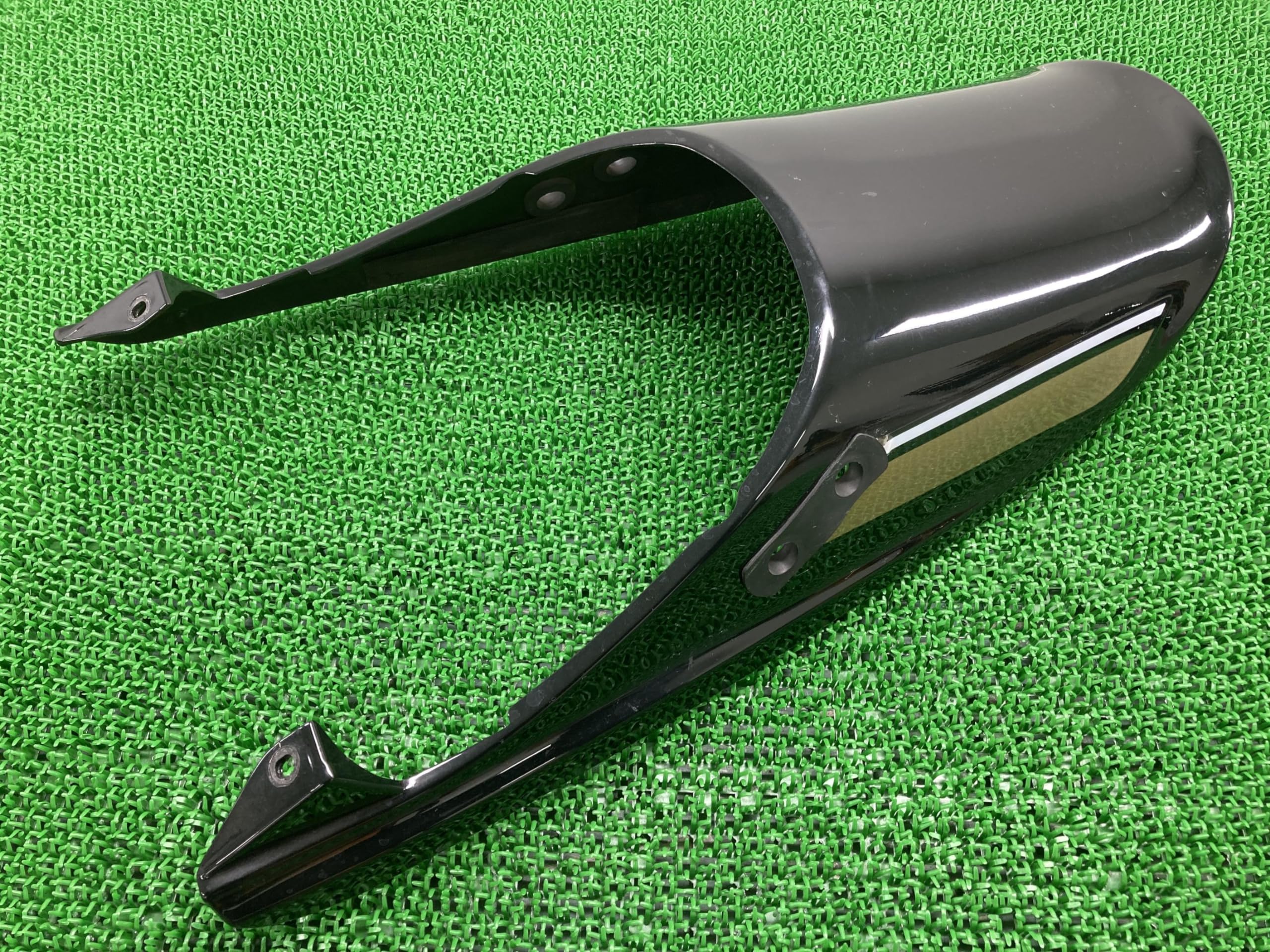 ゼファー1100 純正テールカウル黒