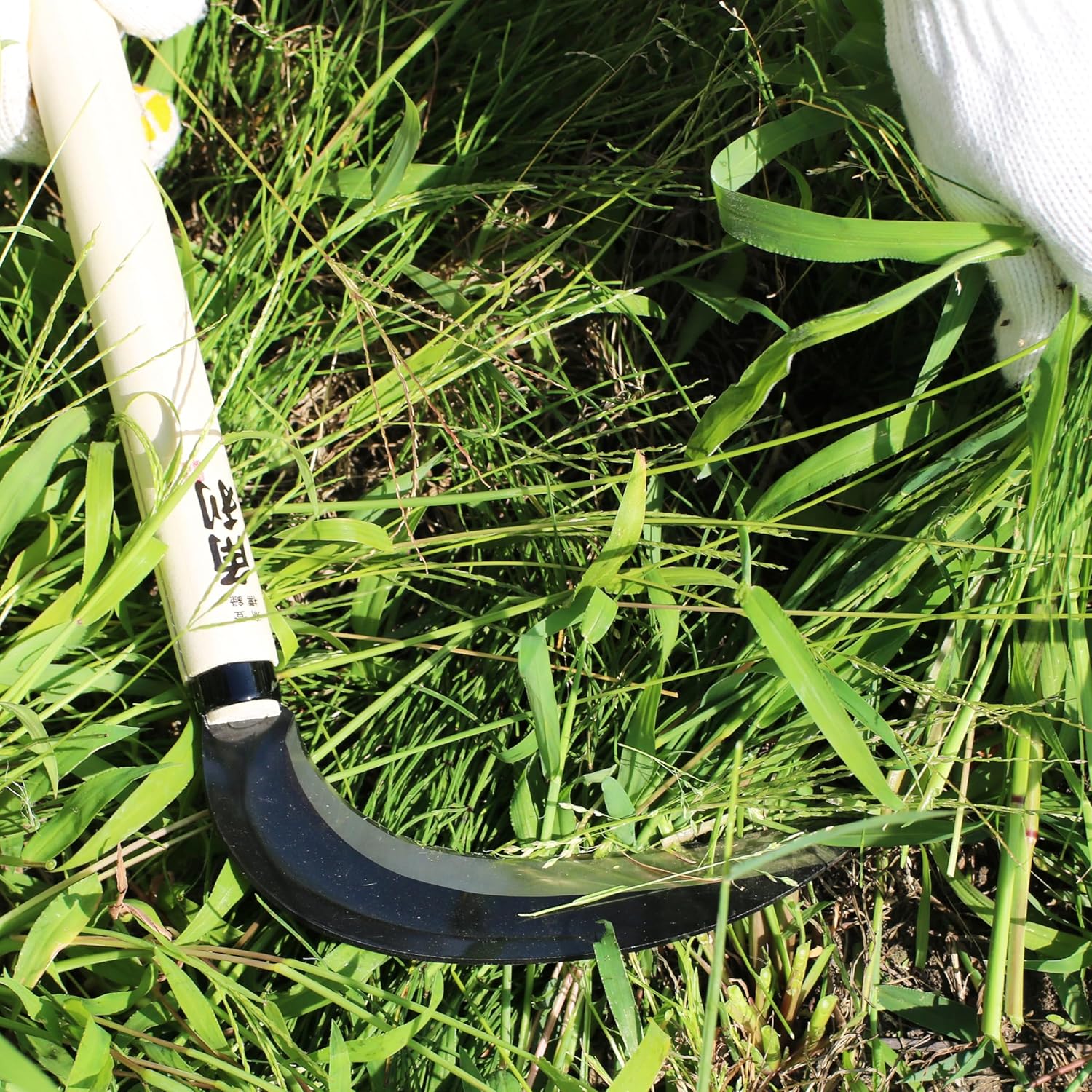 KAKURI Japanese Weeding Sickle 18" [Triple Edged Blade] Grass Sickle Handheld Weeding Tool, Razor Sharp Japanese Carbon Steel Blade, Made in Japan