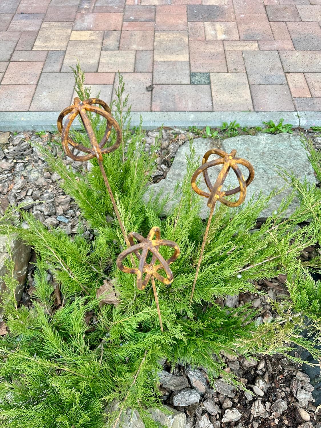 Rusty Metal Outdoor Decor, Modern Minimalist Garden Stakes, Unique Landscape Accents, Metal Yard Art, Industrial Garden Sculpture
