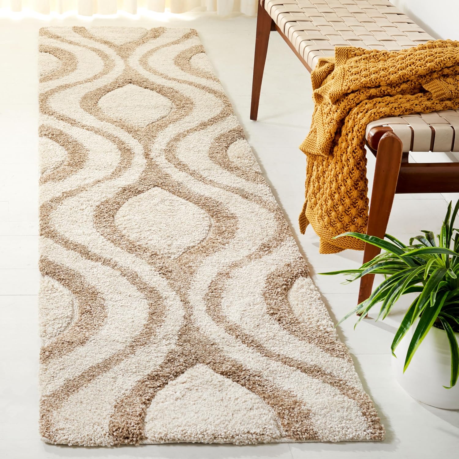 SAFAVIEH Florida Shag Collection Runner Rug – 2’3″ x 9′, Ivory & Beige, Modern Ogee Design, Non-Shedding & Easy Care, 1.2-inch Thick Ideal for High Traffic Areas in Living Room, Bedroom (SG461-1213) SAFAVIEH Florida Shag Collection Runner Rug – 2’3″ x 9′, Ivory & Beige, Modern Ogee Design, Non-Shedding & Easy Care, 1.2-inch Thick Ideal for High Traffic Areas in Living Room, Bedroom (SG461-1213)