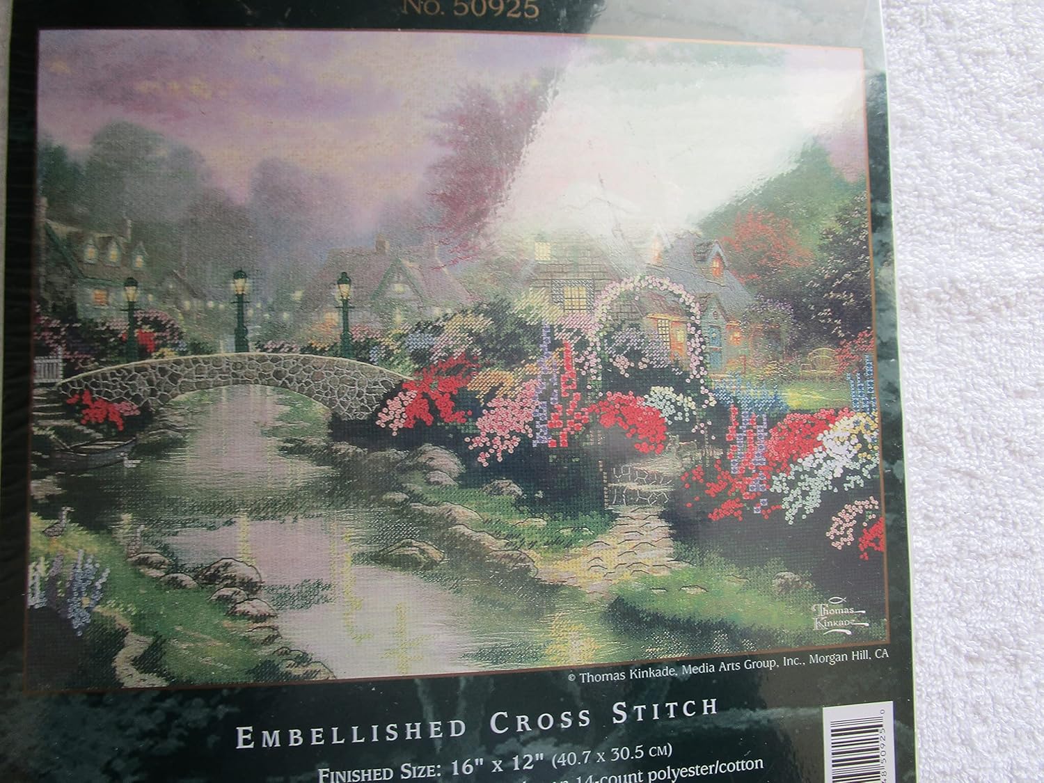 Kit Broderie Point De Croix Thomas Kinkade – Lamplight Bridge – 35x28cm – Neuf Scellé
