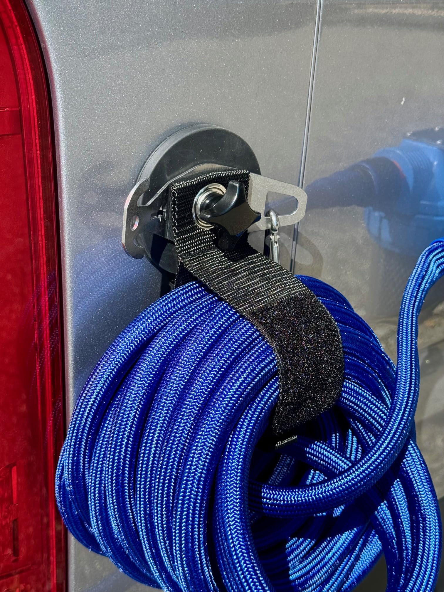 STYYL Magnetset - PRO - 2 Stück Universalmagnet-Befestigung mit jeweils 55kg Haftkraft - Magnethaken für Camping, Kastenwagen & Vanlife - gummierte Magnete - Camping Offrroad Camper Zubehör Gadget