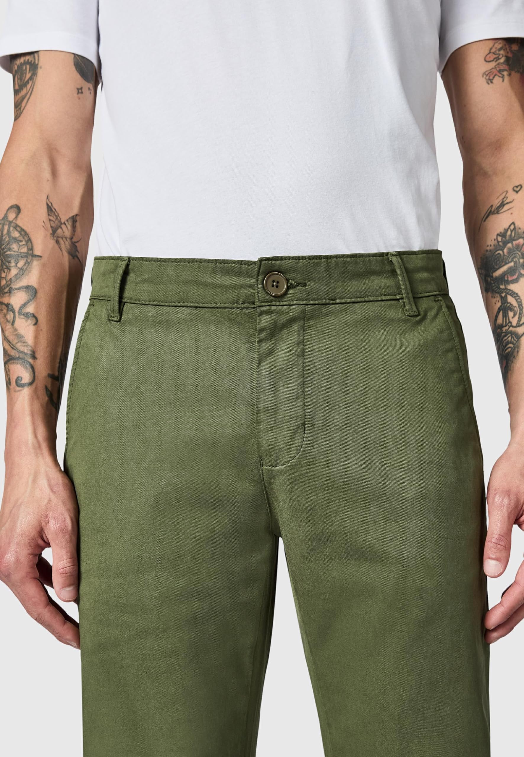 Peak Time Herren Lange elastische Chino-Hose mit Bio-Baumwolle (OCS Blended Standard) im Tapered Fit Astron