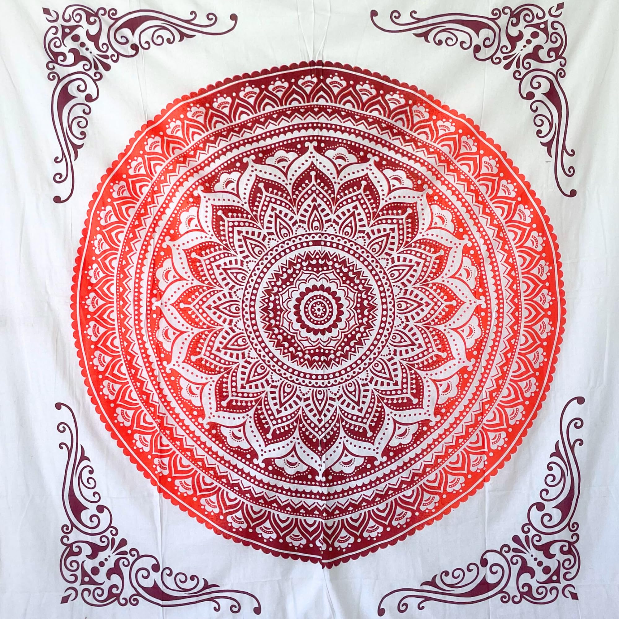 MOMOMUS MOMOMUS Toalla Mandala de Playa Grande con Flecos o Toalla Grande para la Playa, XXL y Antiarena - Ideal como Manta, Esterilla o Pareo para Suelo - Naranja, 210x240 cm