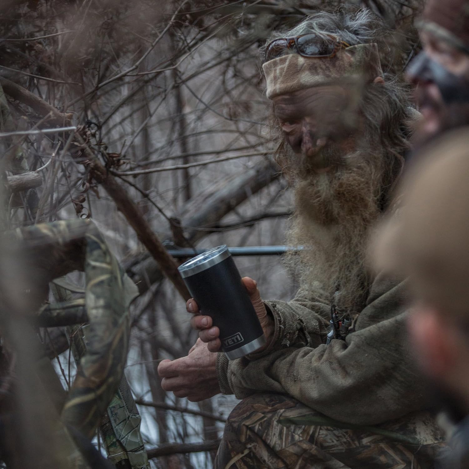 YETI Rambler Vacuum Insulated Tumbler with Lid - Image 5