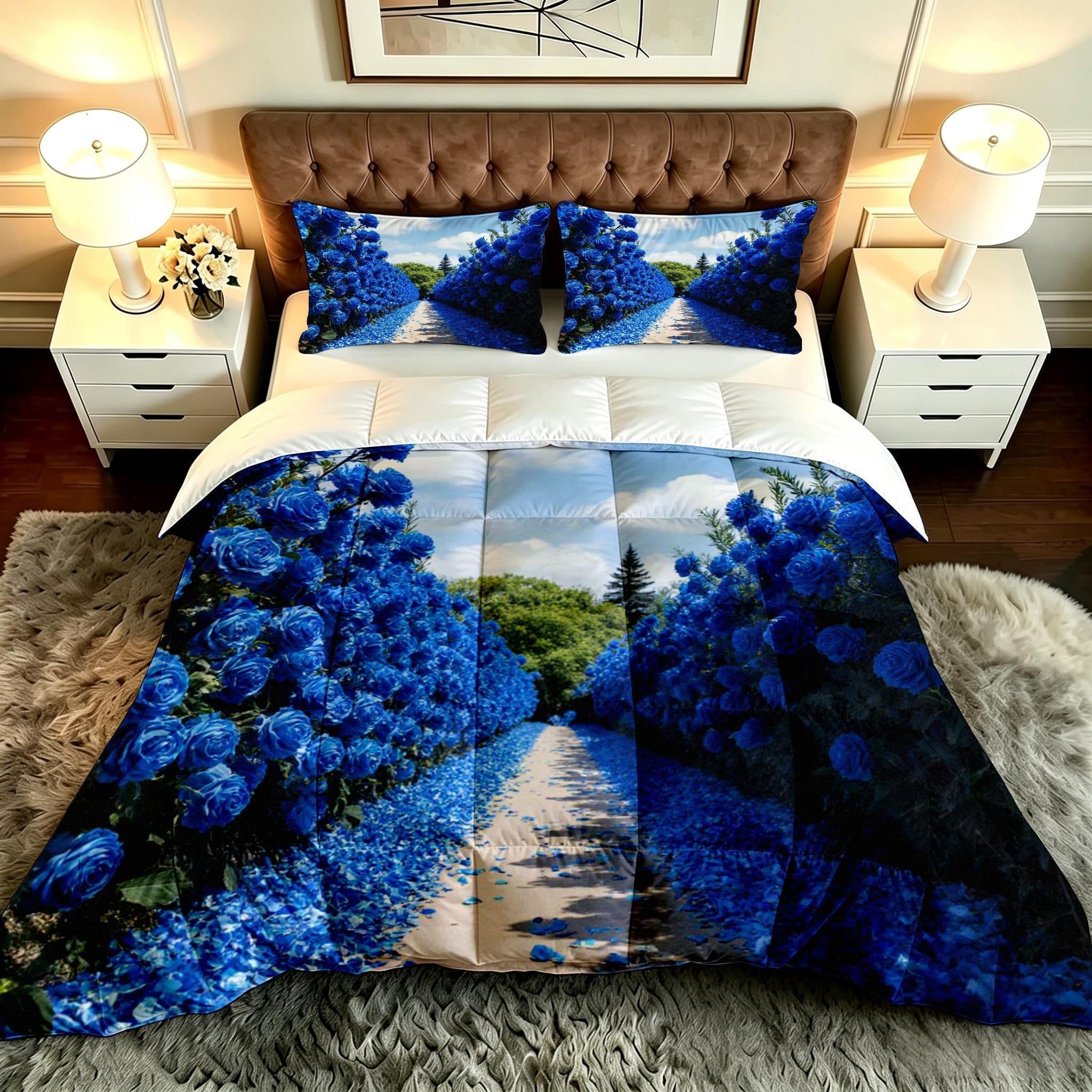 Ropa de cama estampada de flores para decorar un dormitorio femenino y acogedor