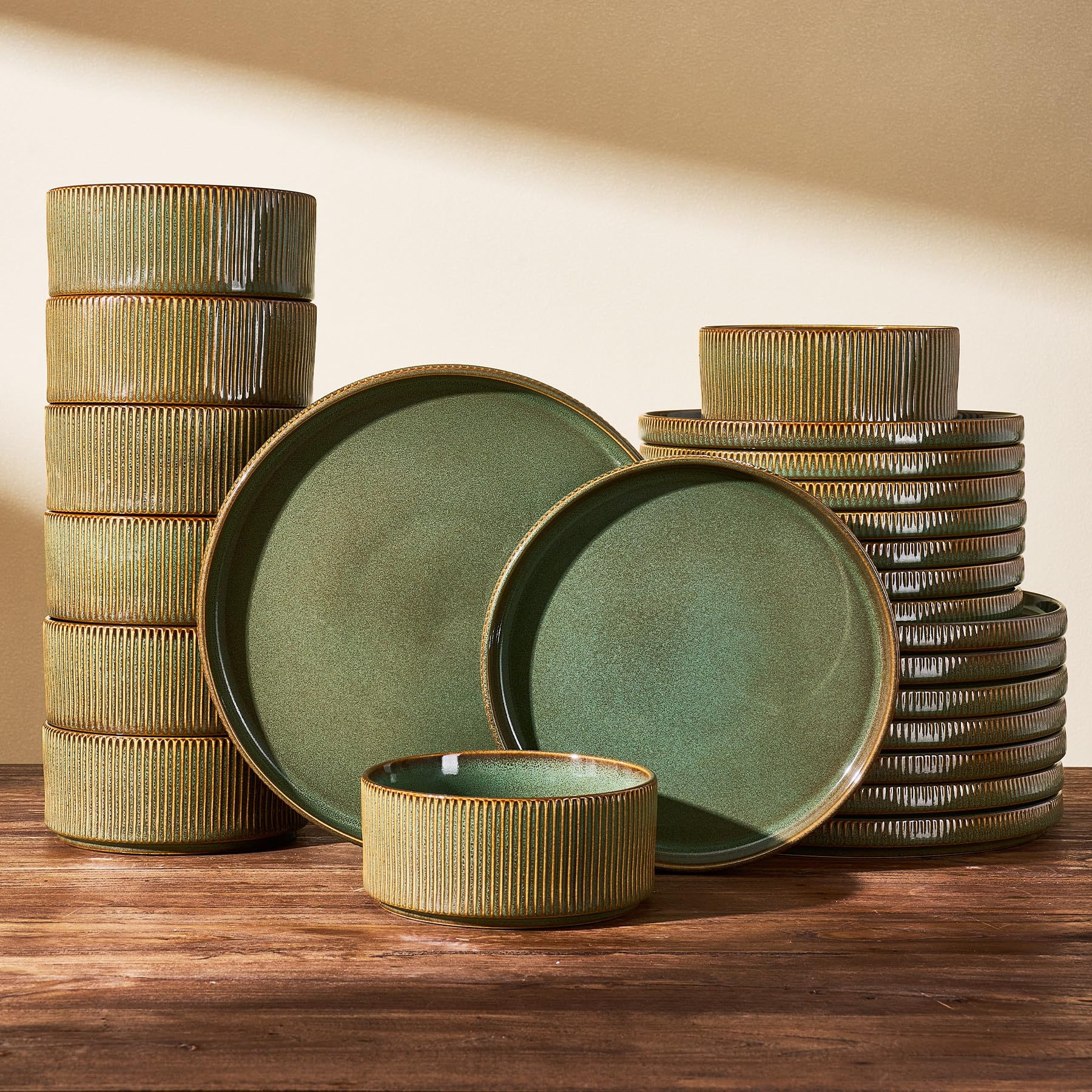 Richmount Star Plates and Bowls Set, Stoneware 24 Pieces Dinner Set for 8, Dinnerware Sets with Dinner Plates/Salad Plate/Cereal Bowls, Dishwasher & Microwave Safe, Moss