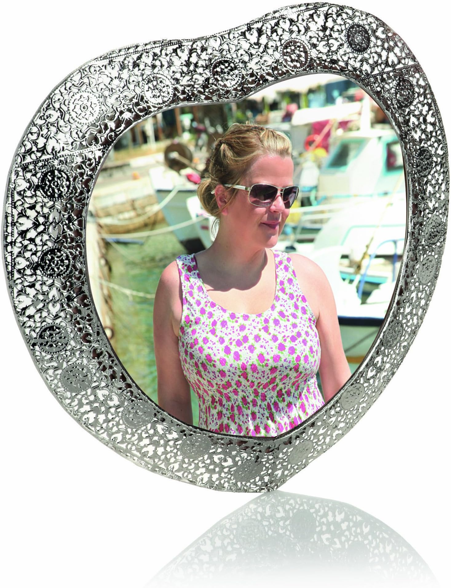 Premier BA131223 13 x 13cm Heart Shape Photo Frame with Silver Effect