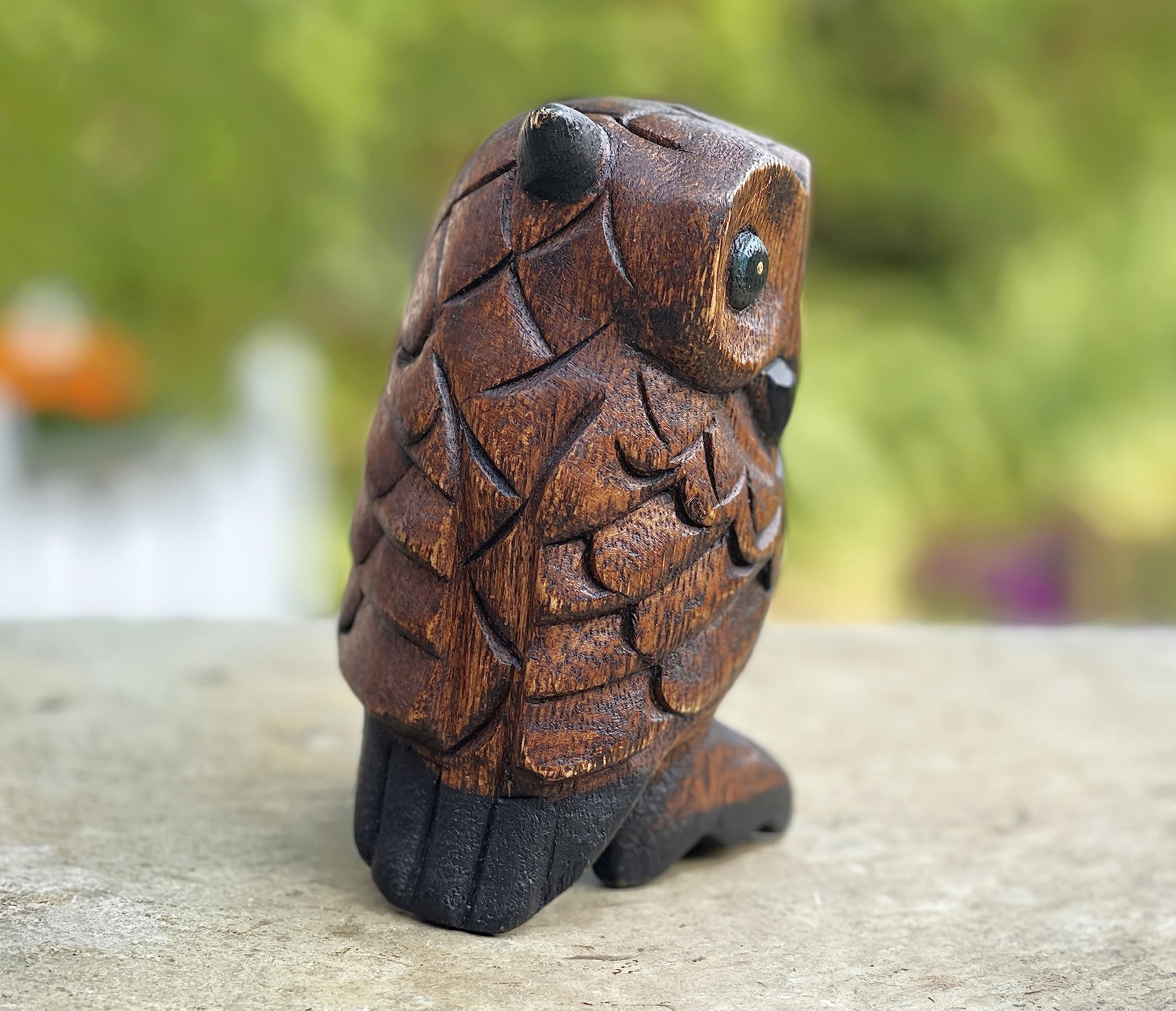 Amazon.co.jp: Land of Simple Treasures 手彫りのフクロウの置物