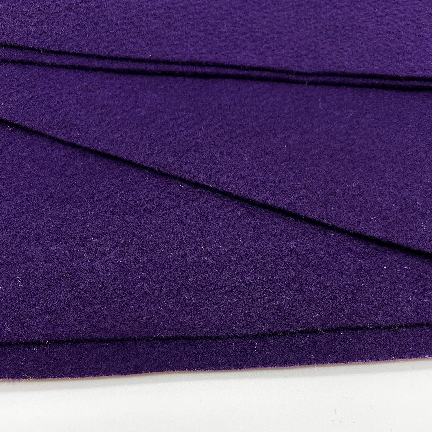 Ice Fabrics Craft Felt Fabric by The Yard - 72" Wide & 1.6mm Thick Acrylic Felt - Soft and Durable Kelly Green Fabric for DIY Arts & Crafts, Decorations and More - 10 Yards Kelly Green