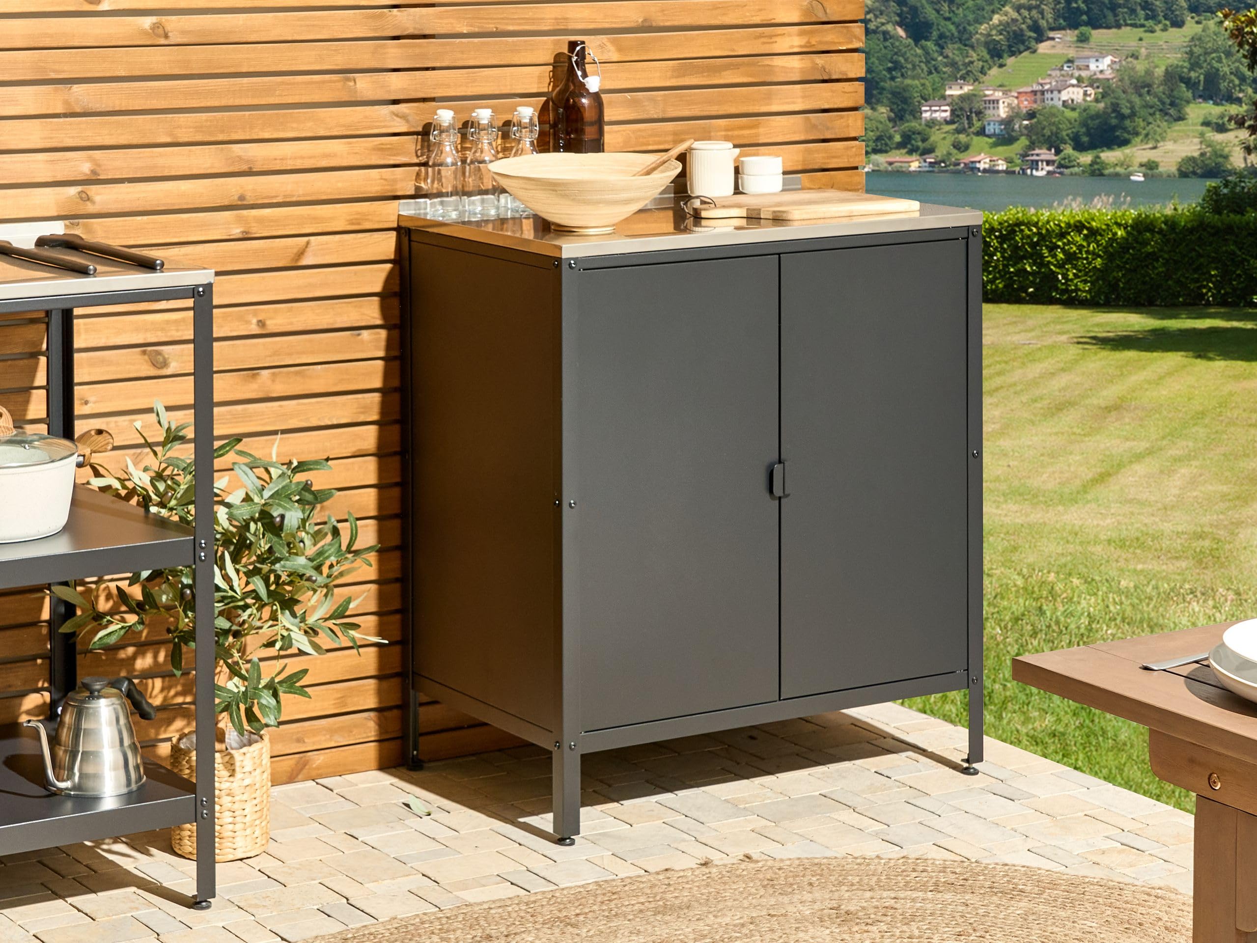 Beliani Armario de Metal Negro Plateado 90 cm Acero Inoxidable 2 Puertas Cocina Exterior Vilama