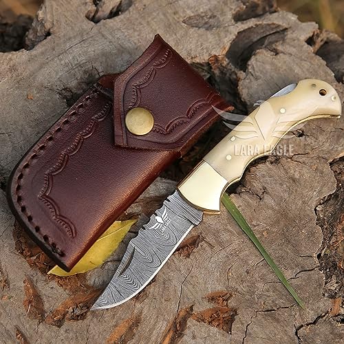 Miniatura 7 de Cuchillo de bolsillo de damasco para hombres - 133 capas de acero sólido hecho a mano, cuchillos plegables de caza con afilador y funda de cuero -