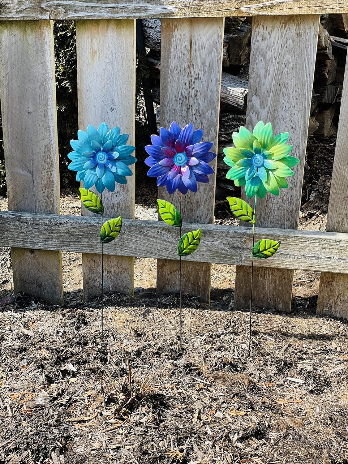 Metal Flower Garden Stakes,Set of Three Metal Daisy Garden Stakes, Yard Decoration
