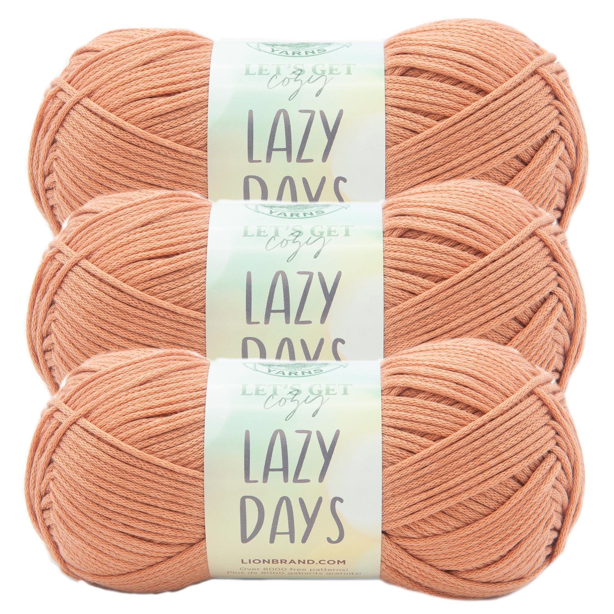 Lion Brand Yarn, Lazy Days włóczka szydełkowa dla początkujących, glina, brązowa, 3 szt | Worsted Waga Gładka Chainette Dzianie i Szydełkowanie Włókna do Amigurumi Wypchanych Zwierząt, Wystrój Domu, Torby, Poduszki