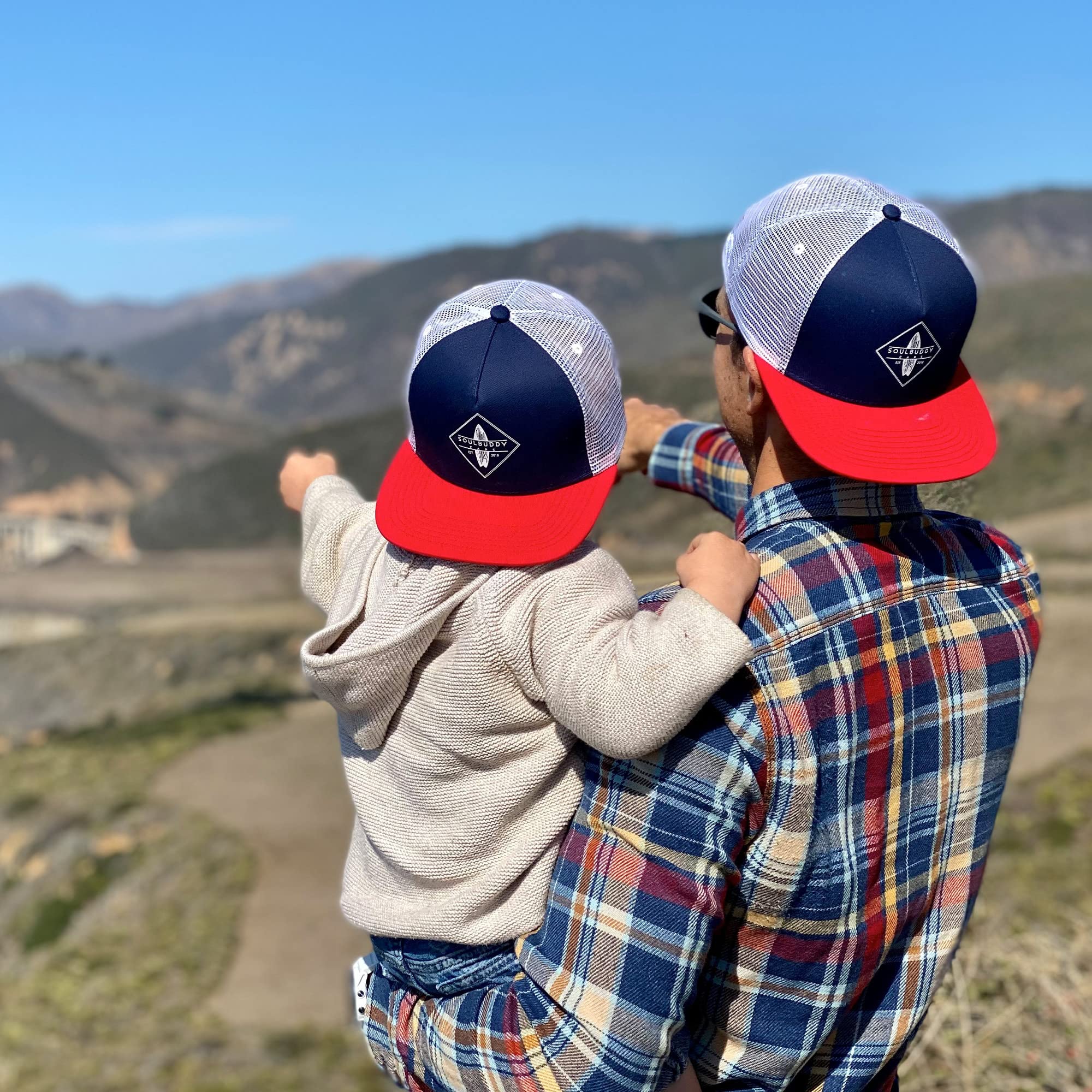 Soulbuddy Set di 2 Cappellini Trucker da Basecap Coordinati papà e Figlio – Snapback Traspiranti Uomo e Bambino – Look Mini Me Famiglia – Idea Regalo Originale