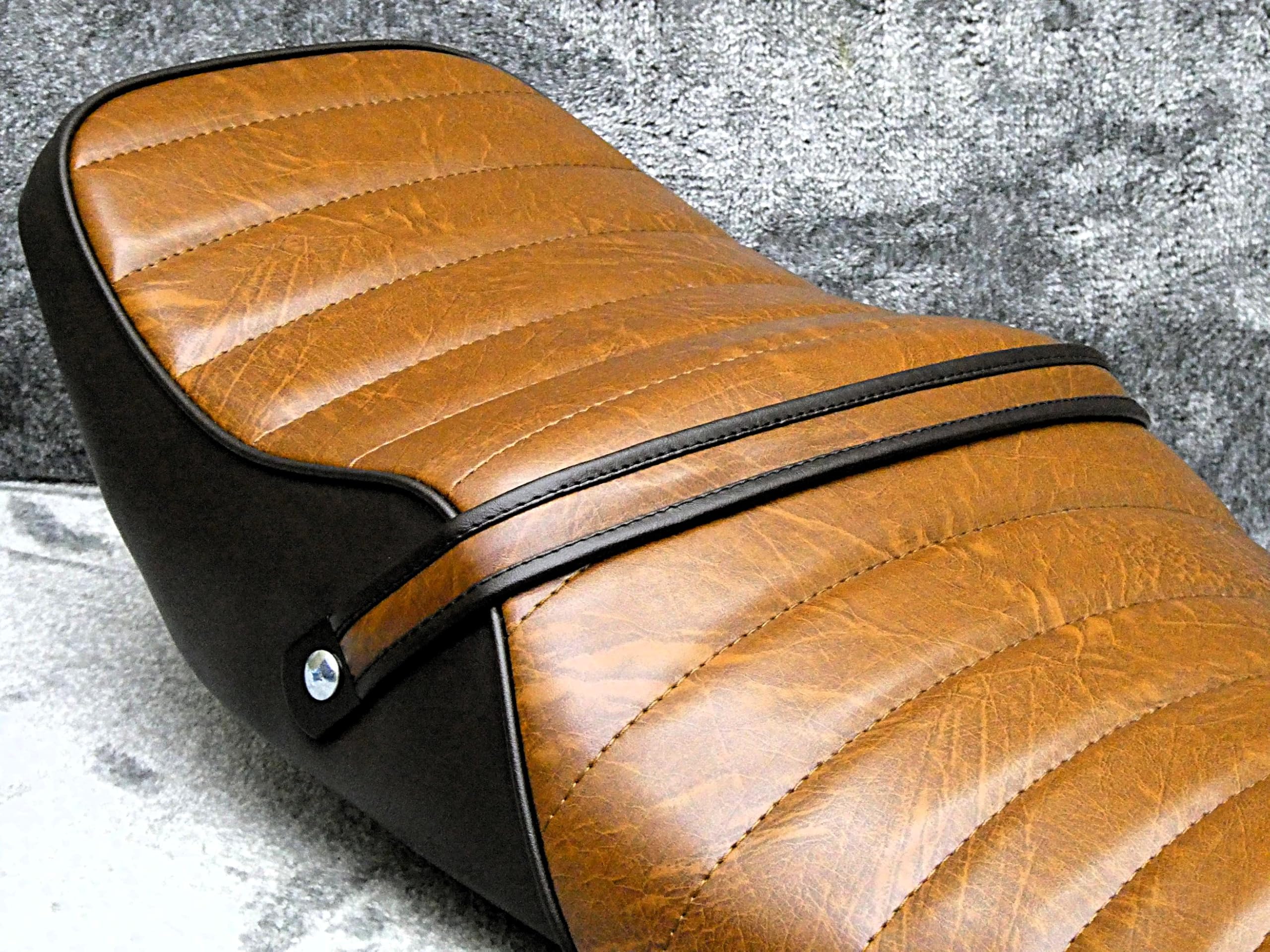 Amazon | ZRX400 タックロール シート (茶レザー ツートン)/ZRX2