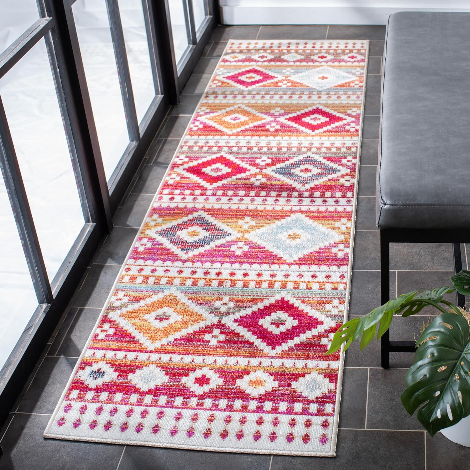 SAFAVIEH Washable Rug Outdoor Montage Collection - 2'3" x 8' Runner, Red & Fuchsia, Non-Shedding & Easy to Clean, Ideal for Patio, Backyard, Mudroom (MTG272Q)