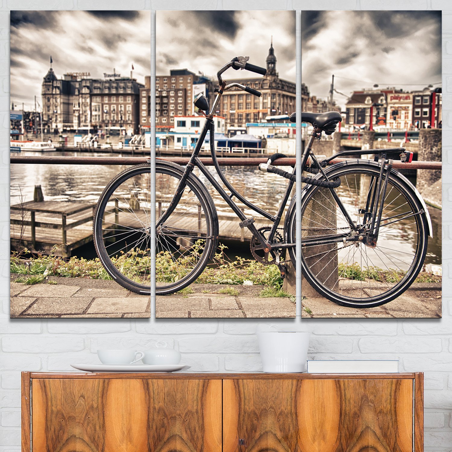 Amazon.com: Designart Bike Over Bridge in Amsterdam-Cityscape 照片 