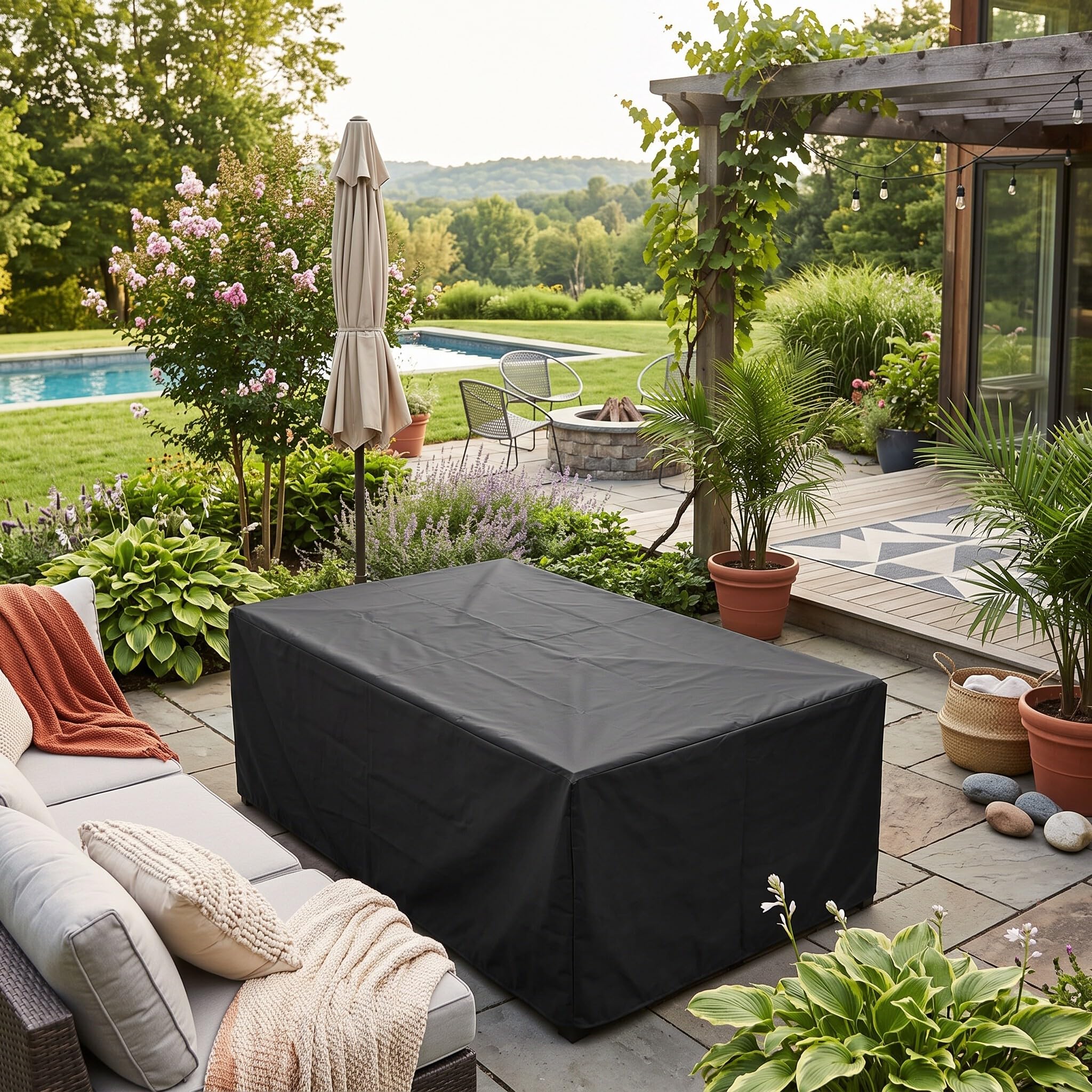Wakects Abdeckung für Gartenmöbel 150 * 110 * 125 cm Staubdichte Abdeckung für Outdoor-Sofa Wasserdicht Winddicht Reißfest Polyester Abdeckung