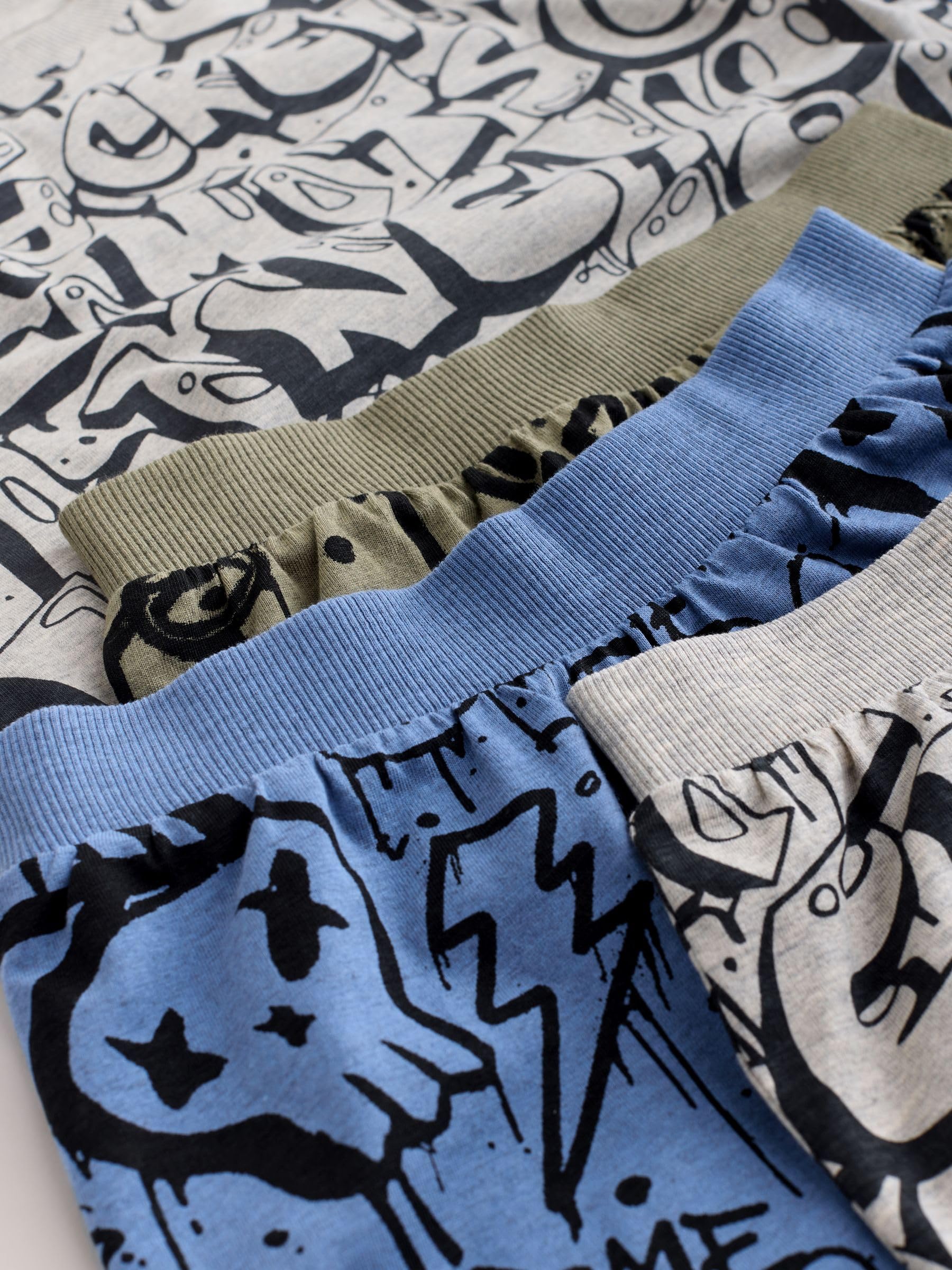 NEXT Jungen Pyjamas mit Shorts aus 100% Baumwolle, 3er-Pack