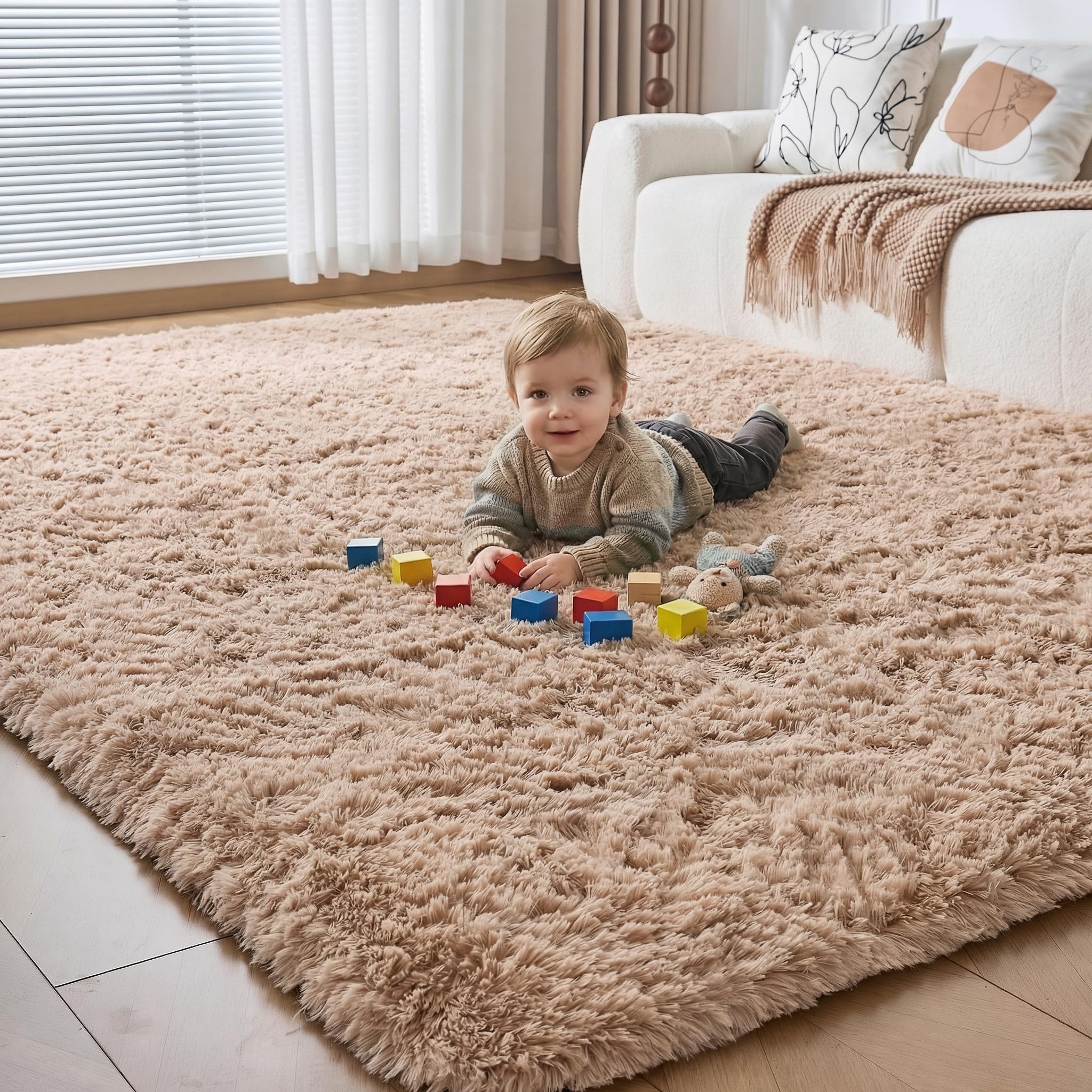 CHOSHOME Teppich Wohnzimmer Beige Schlafzimmer Teppiche Modern Flauschig Weich Teppich Wohnzimmer Läufer Carpet Langflor Shaggy Einfarbig Bettvorleger Anti-Rutsch Unterseite Teppiche 150x240CM