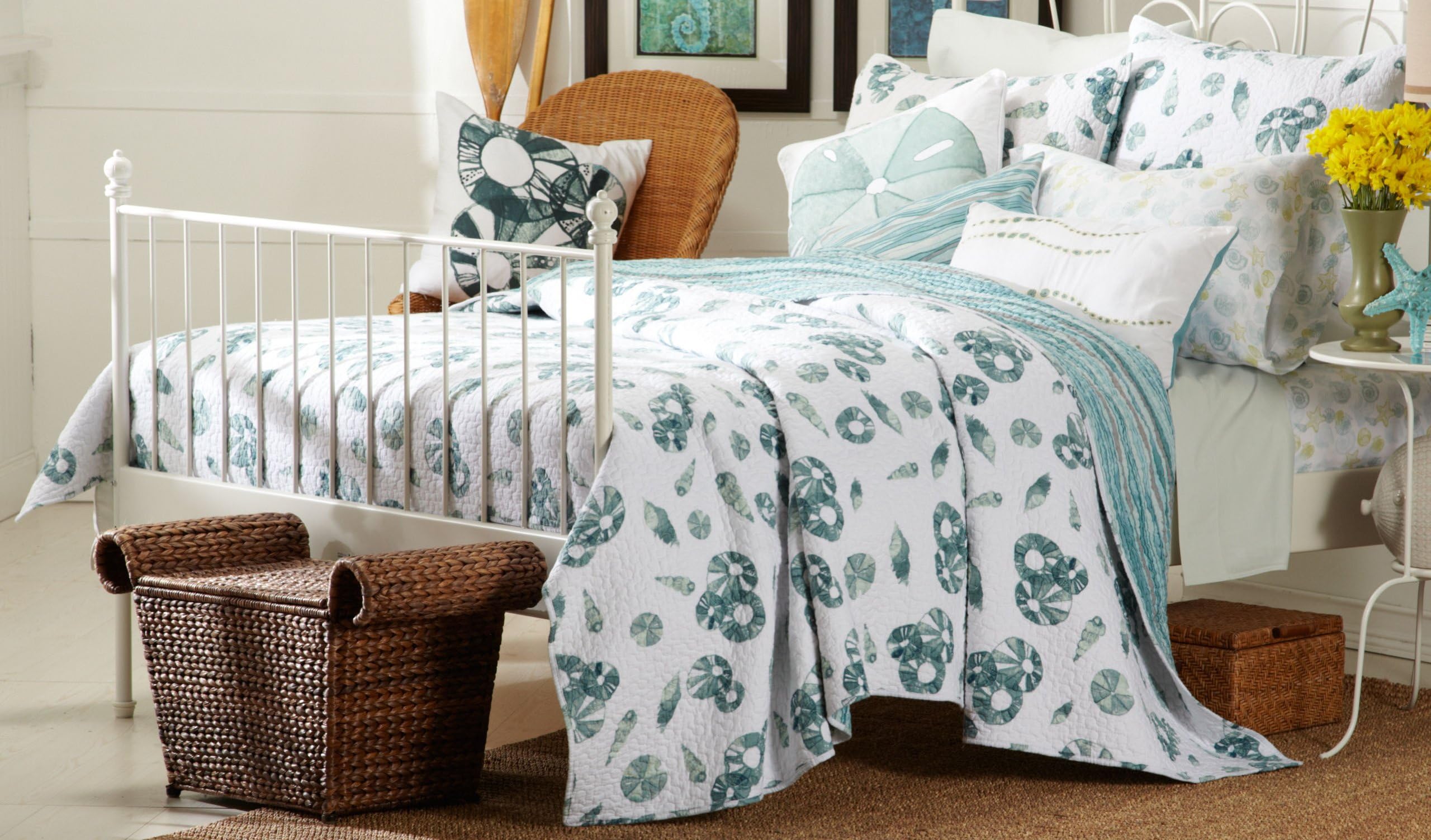 Coastal Beach Cottage Shell Rummel Full Queen Quilt Set 3PC Aqua Green White