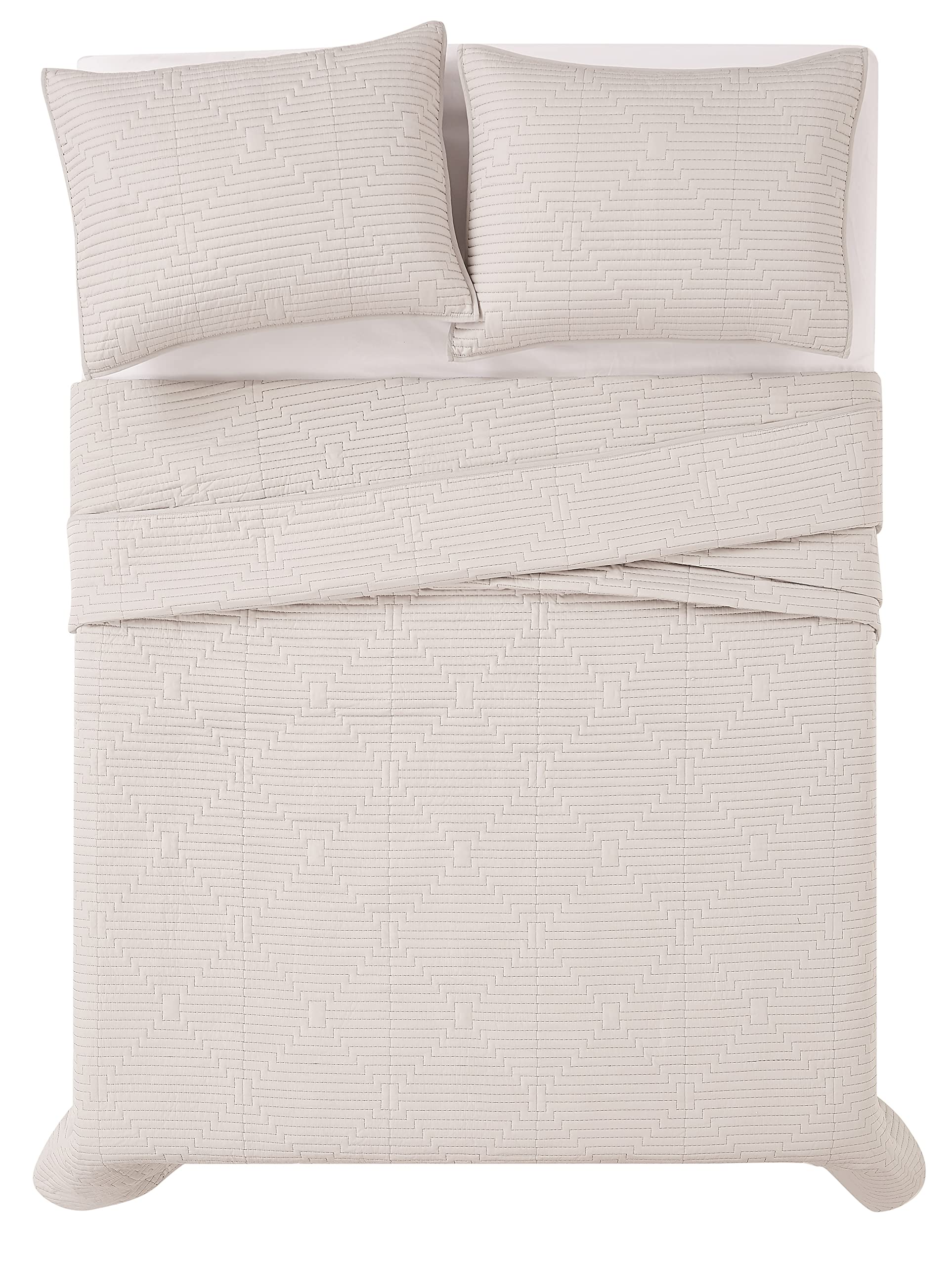 FRYE Ray Pick Stitch Embroidered 3 Piece King Quilt and Sham Set