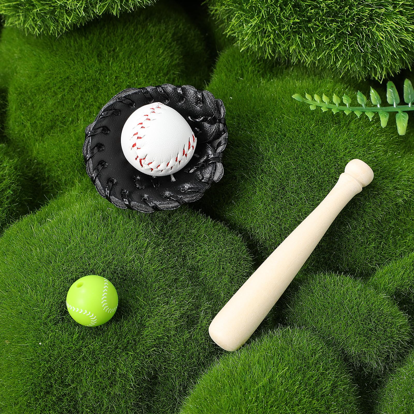NUOBESTY Miniature Baseball Bats Gloves Kit Decorative Simulation Tiny House Accessories Baseball Birthday Dollhouse Decorations Photography Props