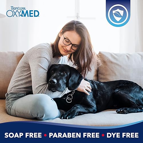 Miniatura 4 de TropiClean Oxymed Paw Pad Loción para gatos y perros para piel seca, chupete para toda la piel para perros y gatos, 4 onzas