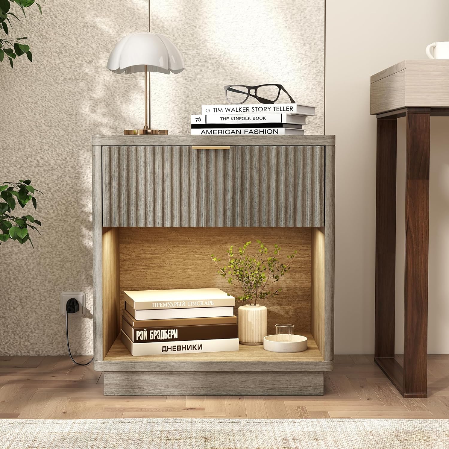 Miereirl Fluted Nightstand Charging Station, Wooden Vintage Night Stands Curved Corners Storage Cabinet for End Table with Metal Handle Drawers, Light Grey Oak