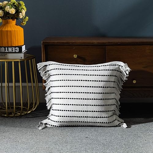 LIGICKY Fundas de almohada decorativas para el hogar, estilo bohemio, con borlas, cuadradas, de algodón, a rayas, para sofá, dormitorio, sala de