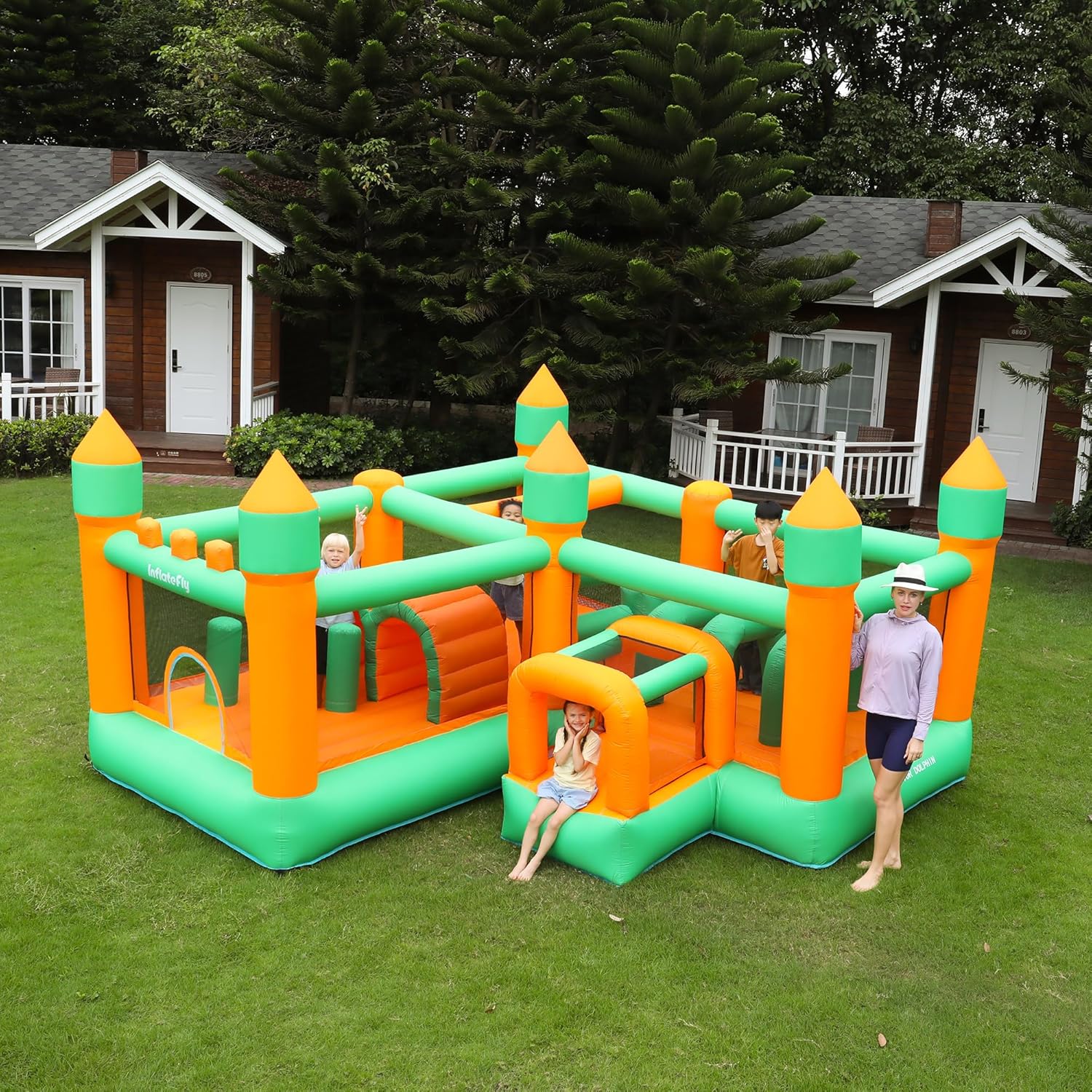 Doctor Dolphin Obstacle Bounce House Inflatable Bouncy Castle with Blower for Kids 3-8