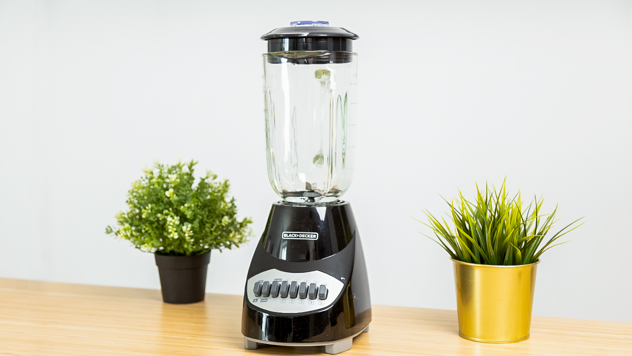 Watch Black Decker 10-Speed Blender - Watch Before You Buy on