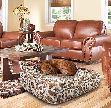 BESSIE AND BARNIE Giraffe Extra Plush Faux Fur Sicilian Rectangle Pet/Dog Bed (Multiple Sizes)