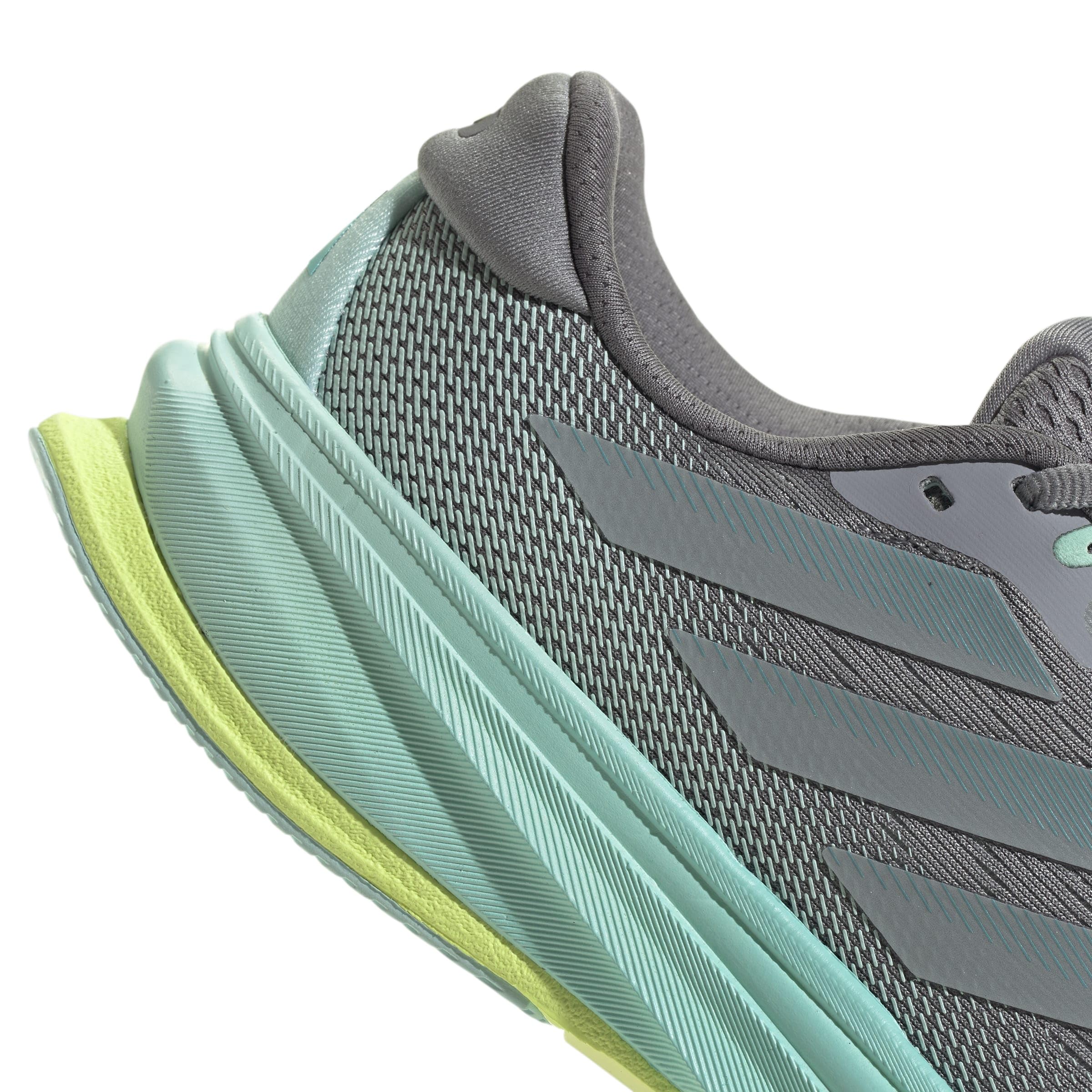 Scarpe running Supernova Rise 2 JQ7691 Grigio