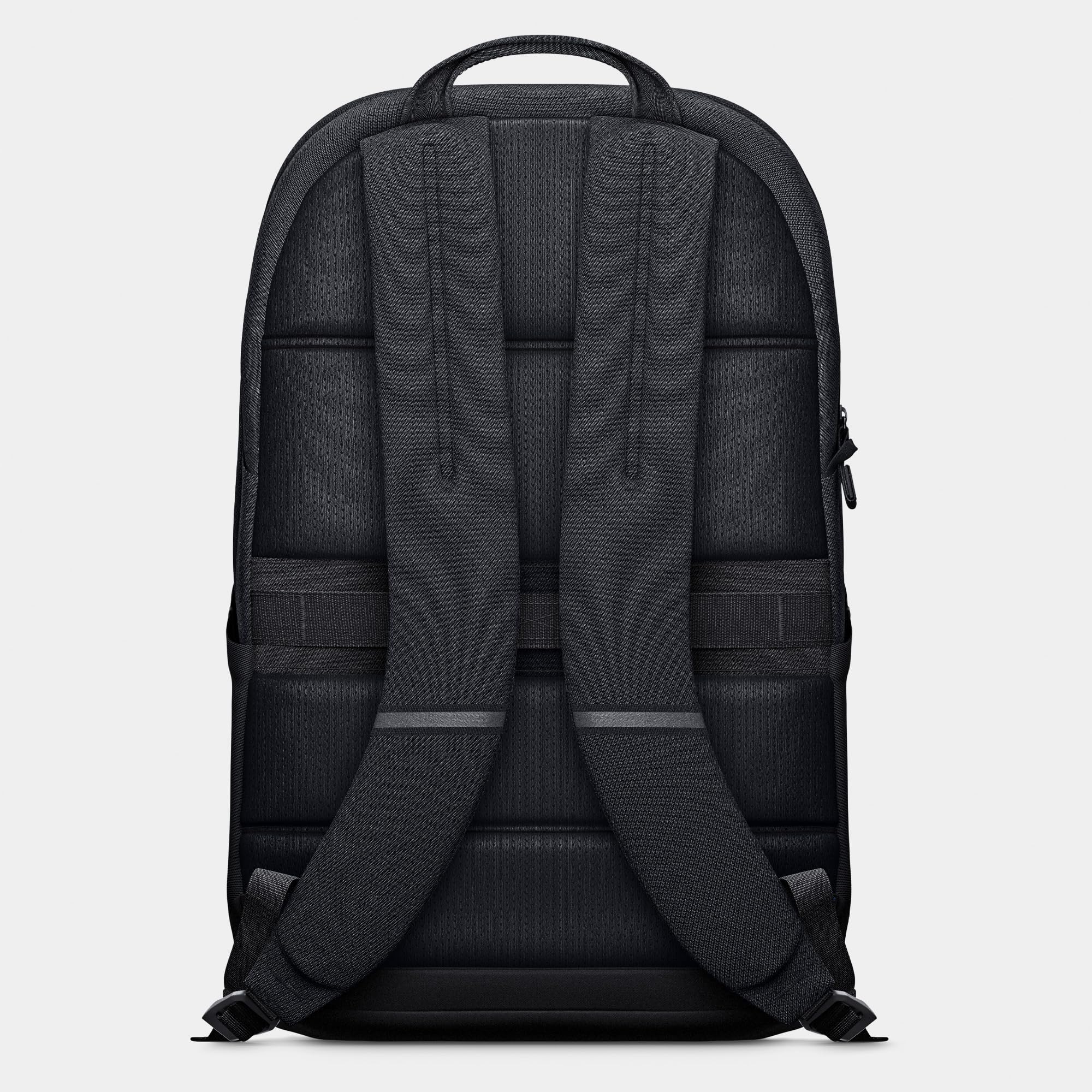 Dell Pro EcoLoop Zaino CP5626, per Notebook 14"-16", 23L, 53% Materiali Riciclati, Scomparto Imbottito, Interno Antigraffio, Cerniere Impermeabili, Nero