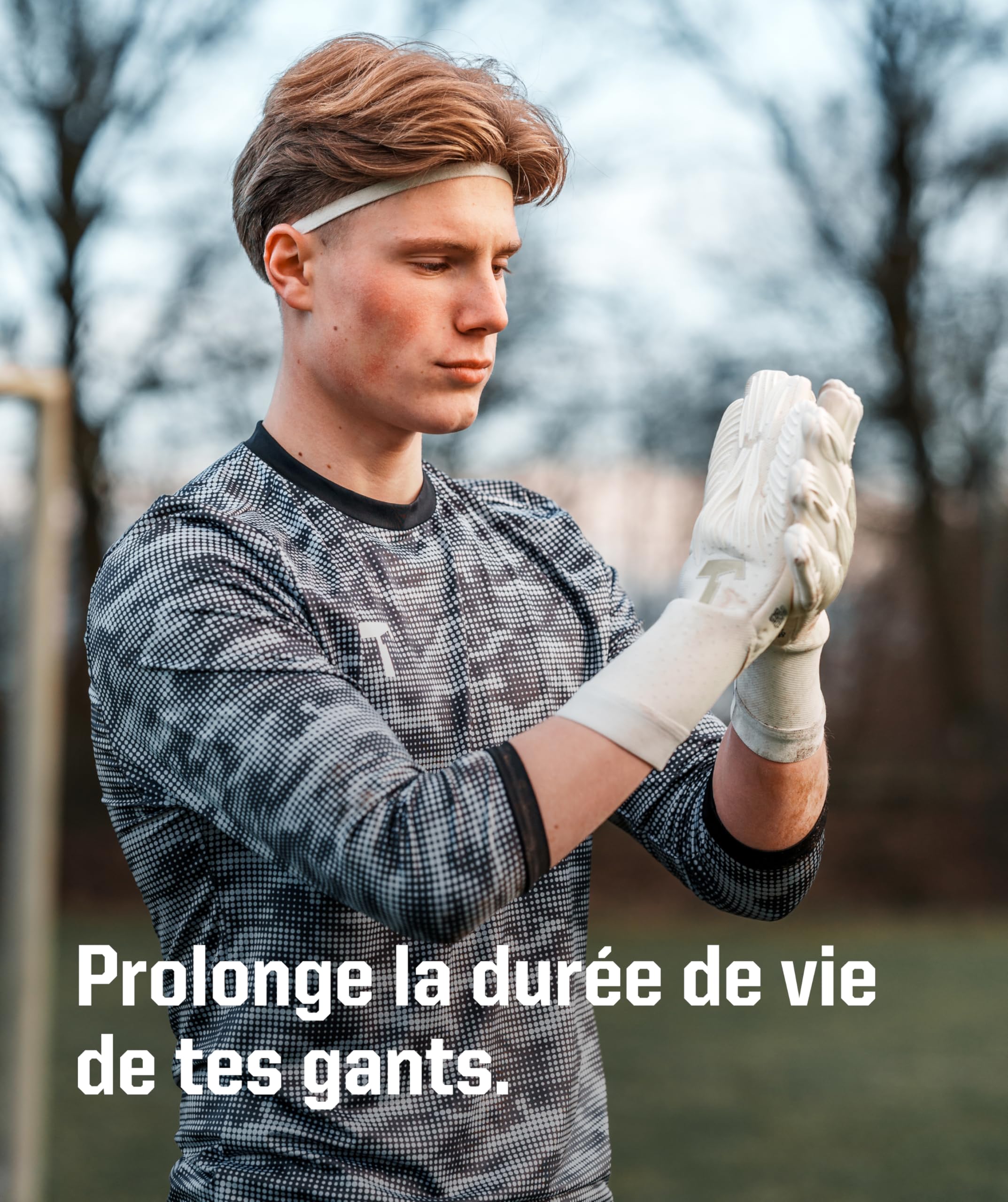 T1TAN TURBOCLEAN & TURBOFRESH nettoyant pour Gants de Gardien 200 ML, Nettoyage du Latex pour Grip Maximal et élimination des odeurs Contre Les bactéries, Performance et fraîcheur Longue durée