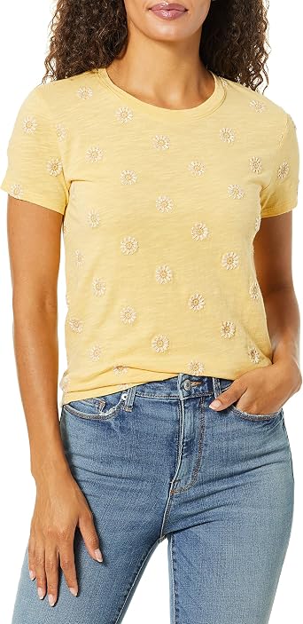 Daisy All Over Embroidered Tee 