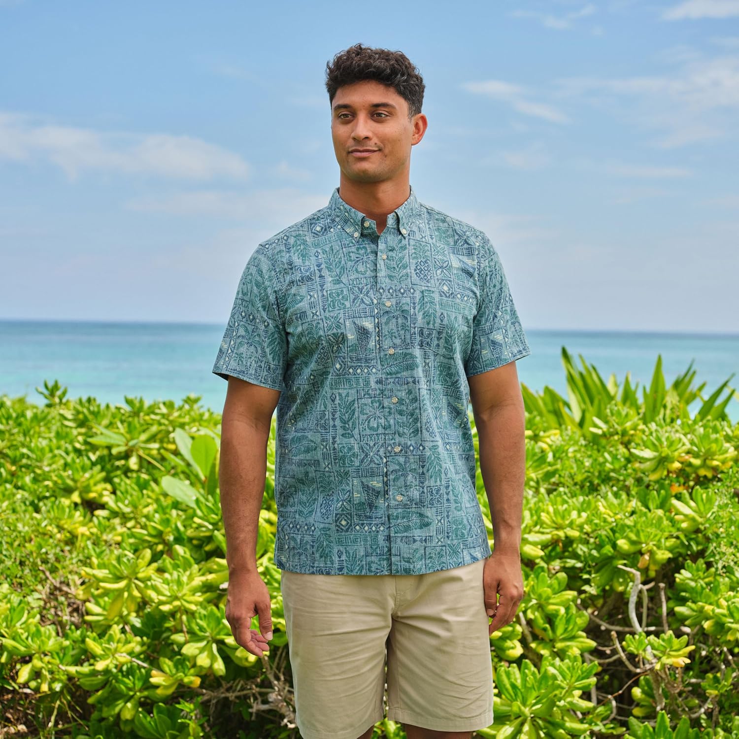 Reyn Spooner Men's Authentic Hawaiian Aloha Shirt - Tailored Button Front