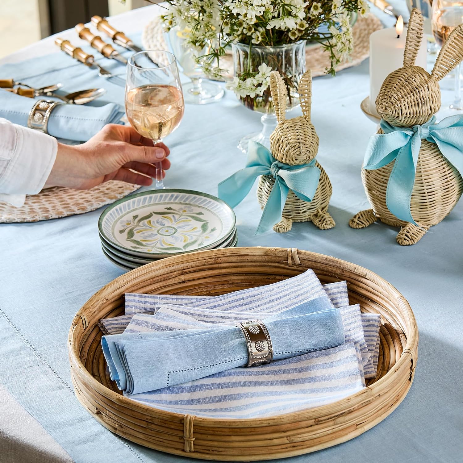 Solino Home Sky Blue Linen Napkins Set of 4-100% Pure Linen Hemstitch Dinner Napkins 20 x 20 Inch for Spring, Easter, Mothers Day - Classic Hemstitch