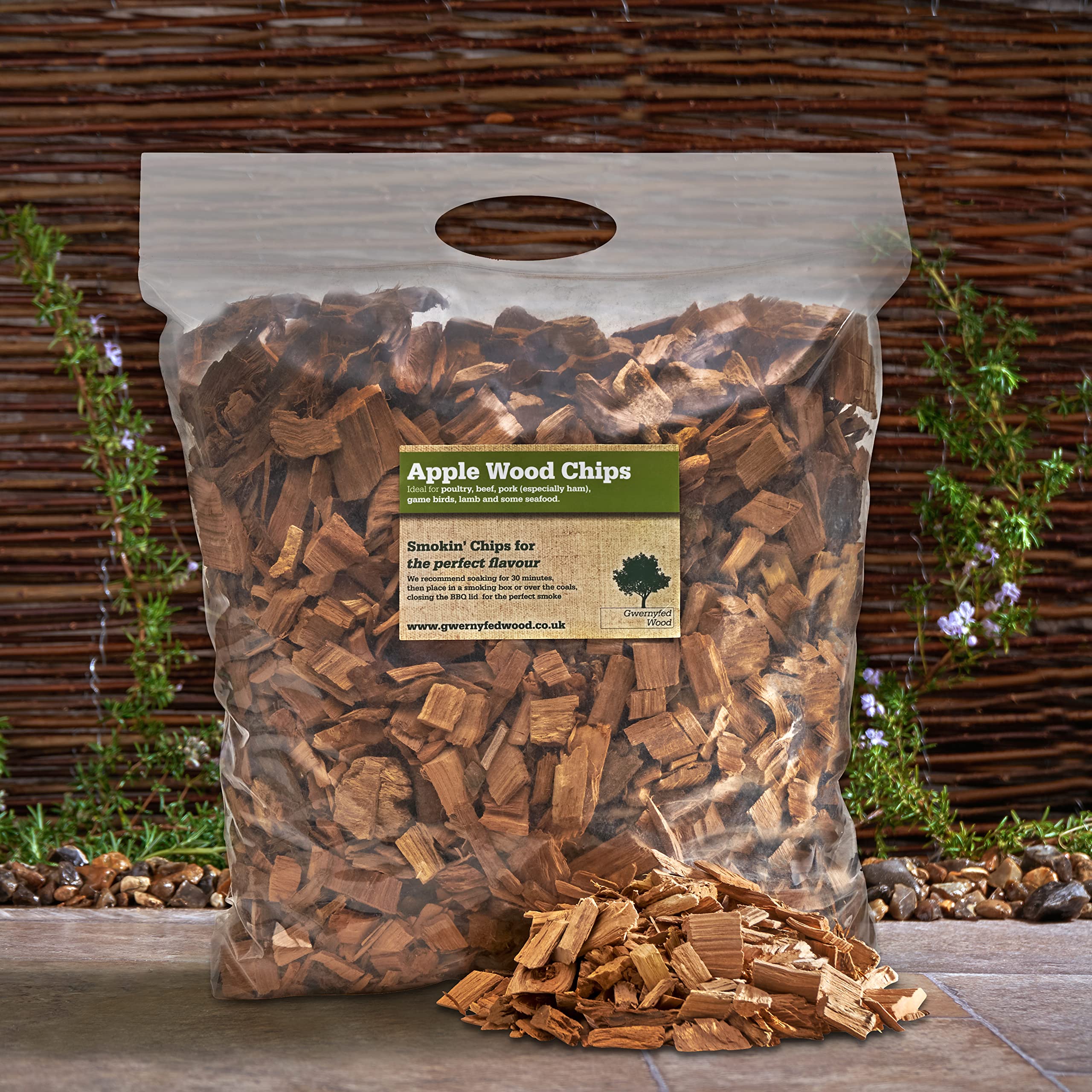 Apple Smoking/Smoker Wood Chips Jumbo 15 Litre Bag – (24 Great Flavours 100% Natural Nothing Added) Smoking Food in a Smoker/BBQ - Many from our own Woodland (Apple - 15 Litre)