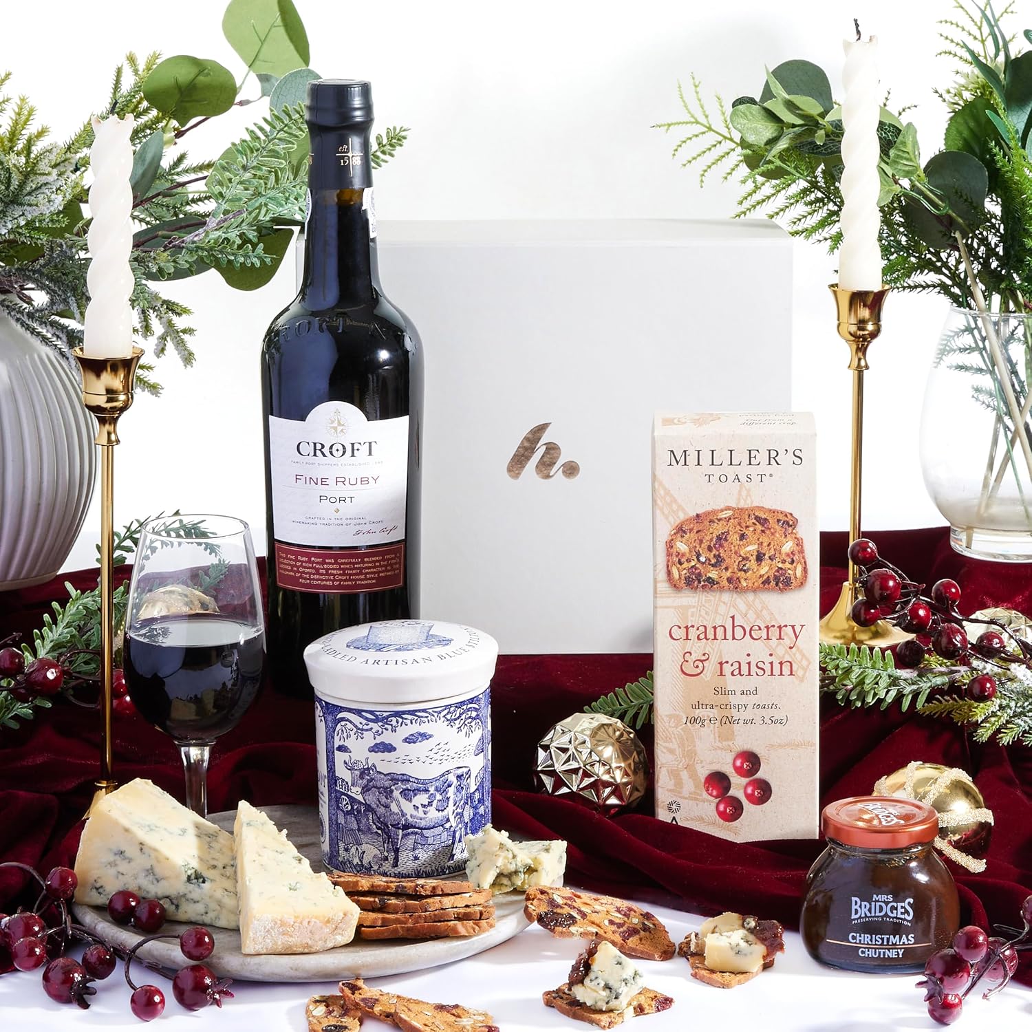 The Port & Cheese Christmas Hamper Port, Stilton and Crackers Gift