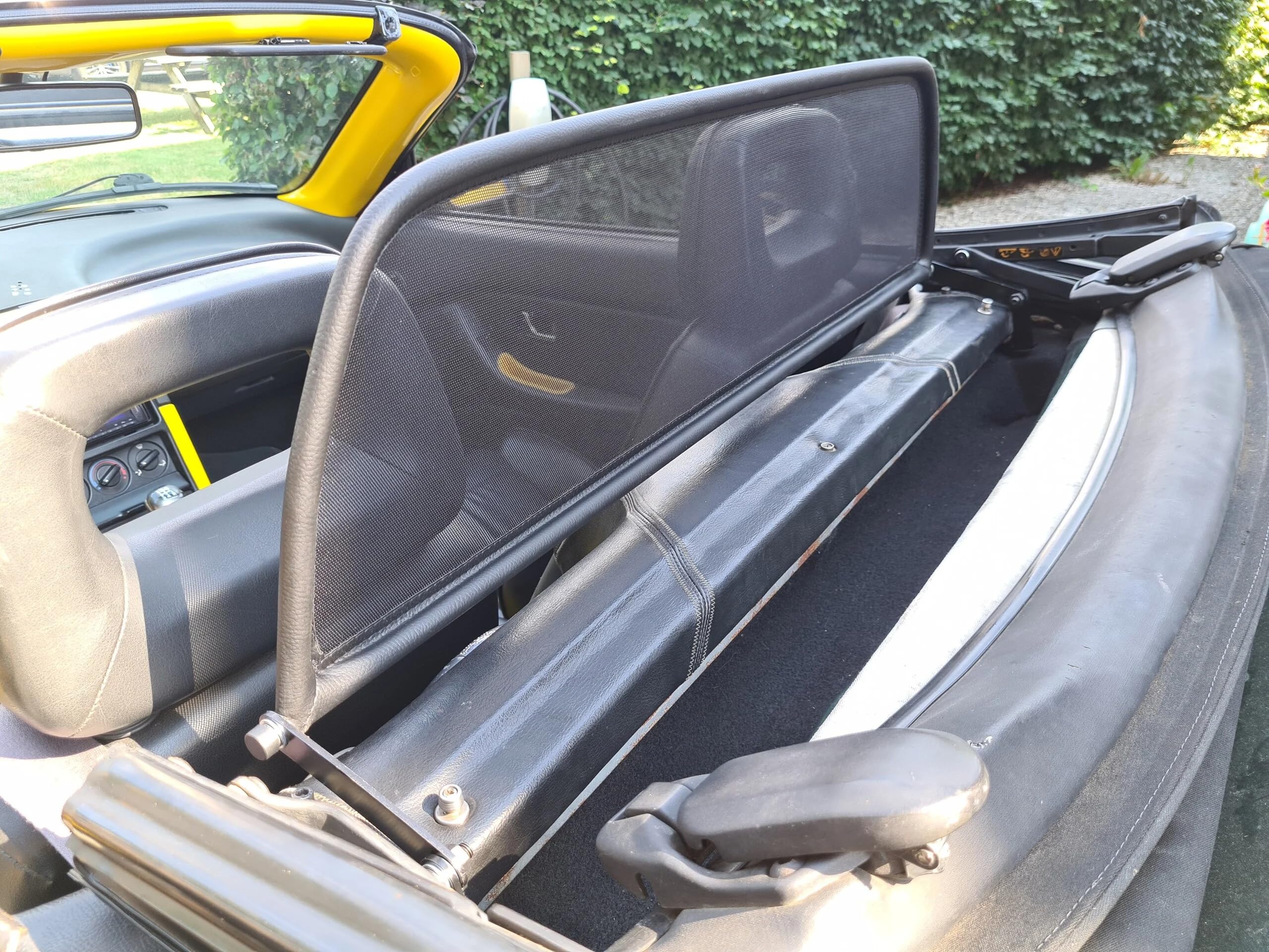 Déflecteur de Vent pour MG MGF MGTF (1996-2012) - Pliable - Noir | Filet Anti-Remous Coupe | Déflecteur d'air - GermanTuningParts