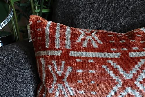 Miniatura 9 de CANVELLO Almohada decorativa hecha a mano con relleno de plumón diseño geométrico color cobre funda de cojín de seda de terciopelo suave para sala