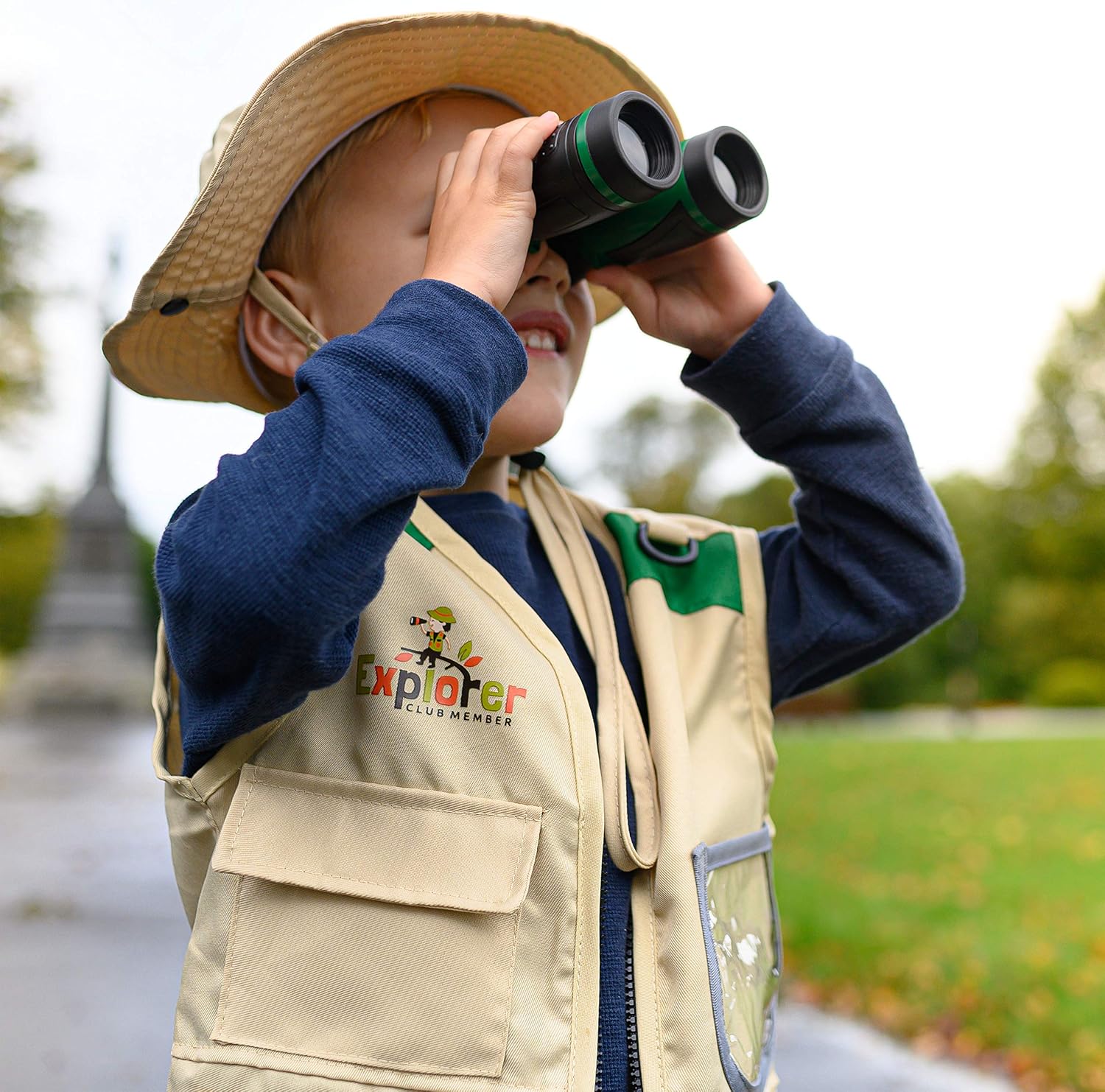 Kids Explorer Kit Bug Hunting Kit for Children - Including Exploration Costume - Safari Vest and Hat - Binoculars and Insect Catching Equipment. Suitable Toys for Boys and Girls aged 3-7 Years Old