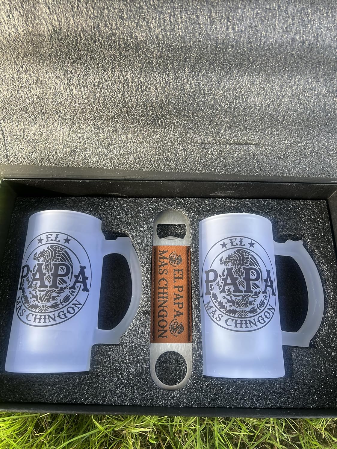 EL PAPÁ MÁS CHINGÓN BEER SET (FROSTED)