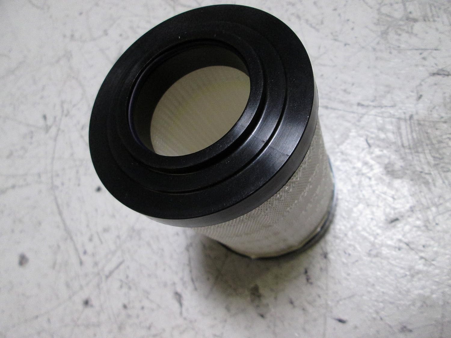 Parker 936708Q 40CN Series Hydraulic and Lube Oil Element with Nitrile seals