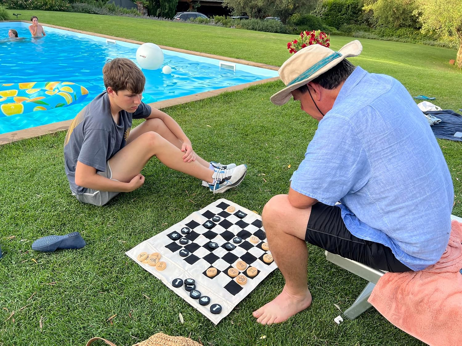 Pacific Shore Games Cloth Rollup Travel Chess, Checkers and Backgammon Game Set