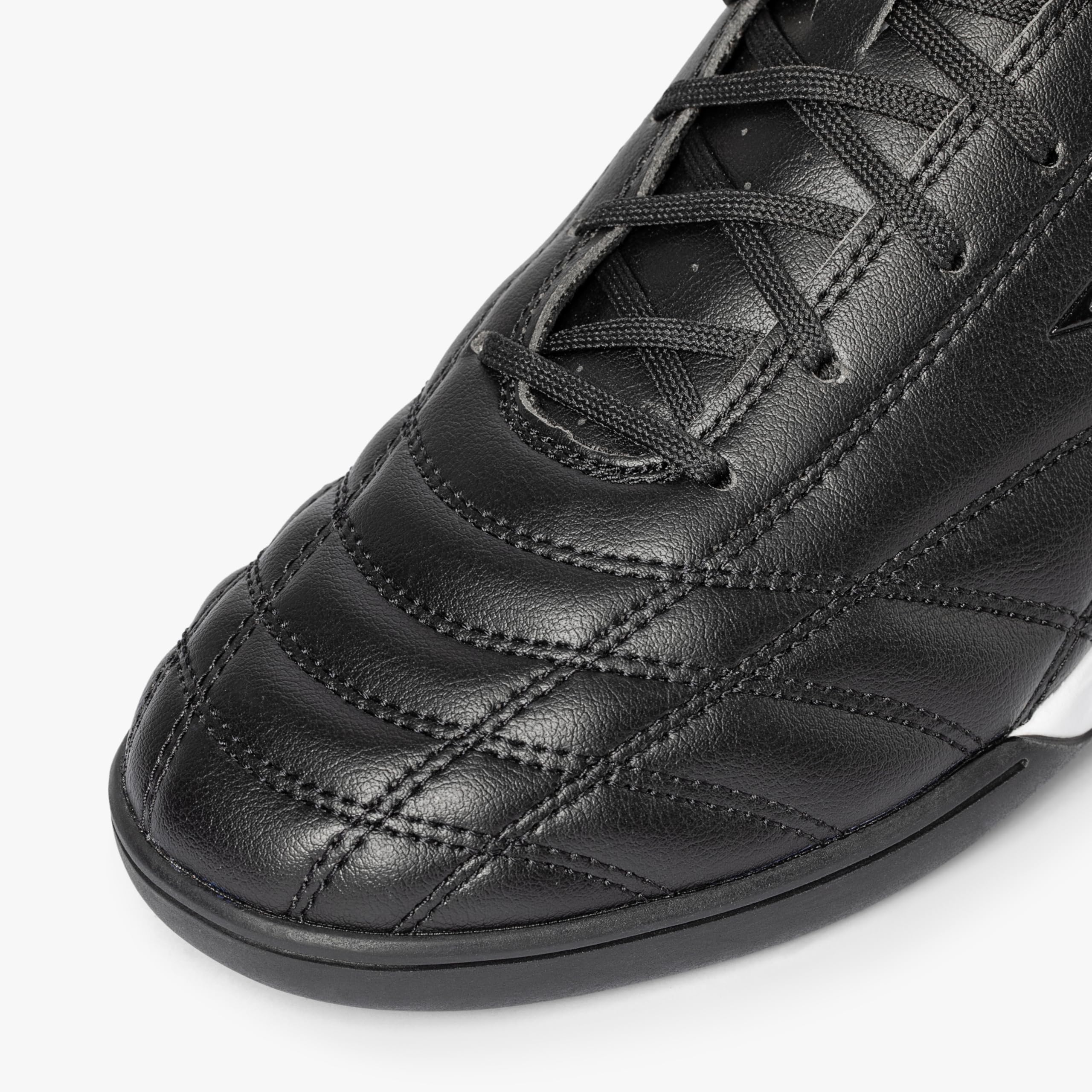 KELME Chaussures de football d'intérieur pour homme - Chaussures de futsal professionnelles respirantes - Chaussures de football athlétiques pour intérieur TF